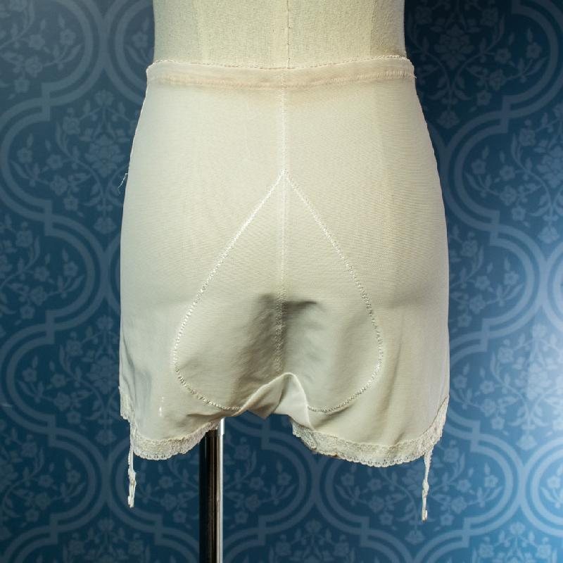Vintage Amourette Lace Girdle with Garter / Elastic Waist Band- Approx Size S(FC147)