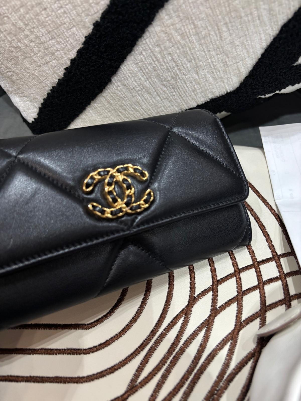 Chanel 19 wallet 中銀包 100%Authentic,98%new ✅晶片✅收據✅dust bag