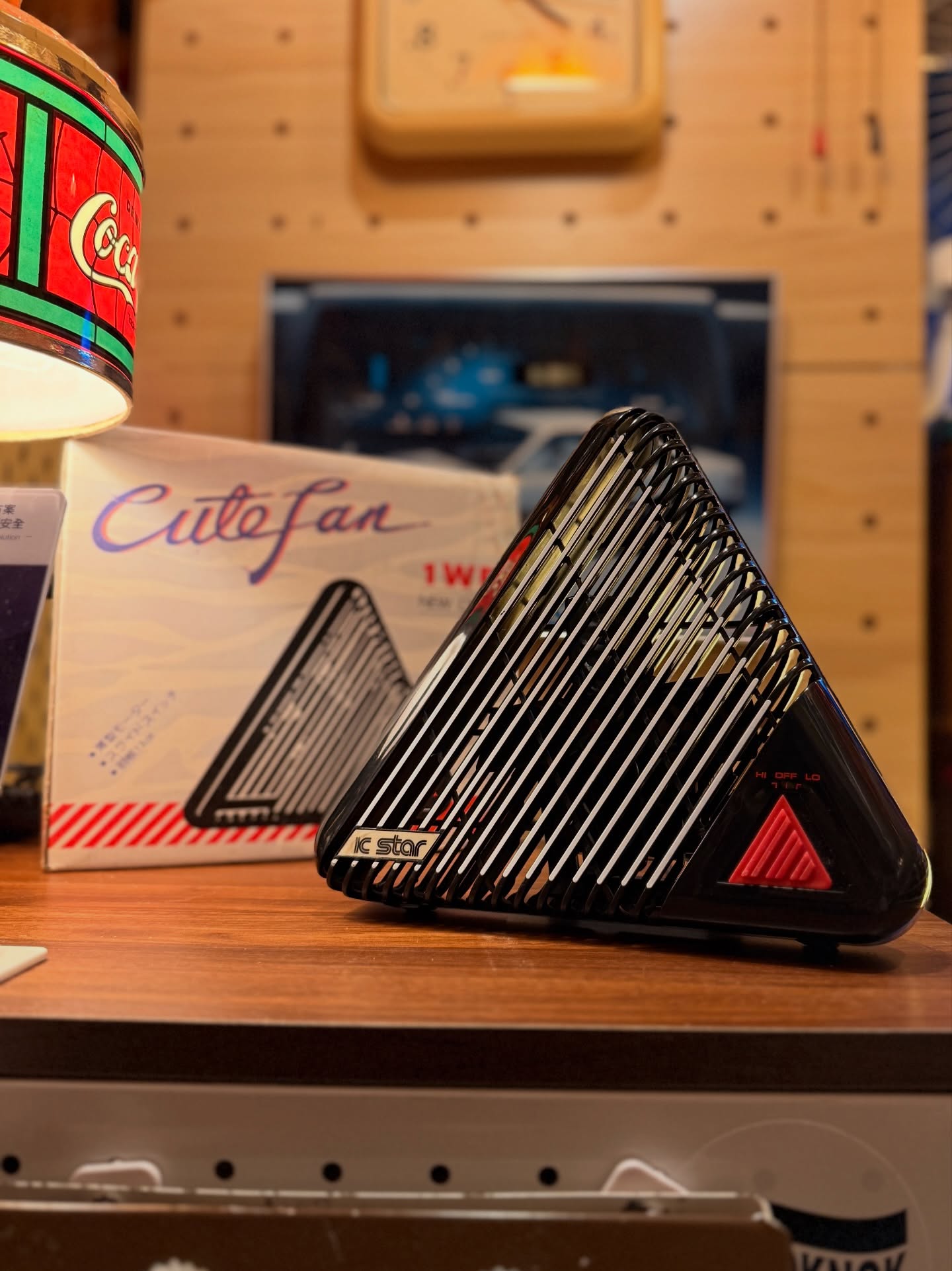 【昭和年代］IC STAR 1WD形 三角形座檯扇