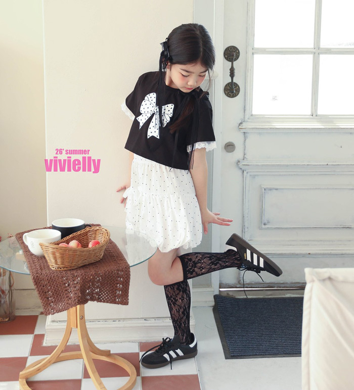 🇰🇷Vivielly tee