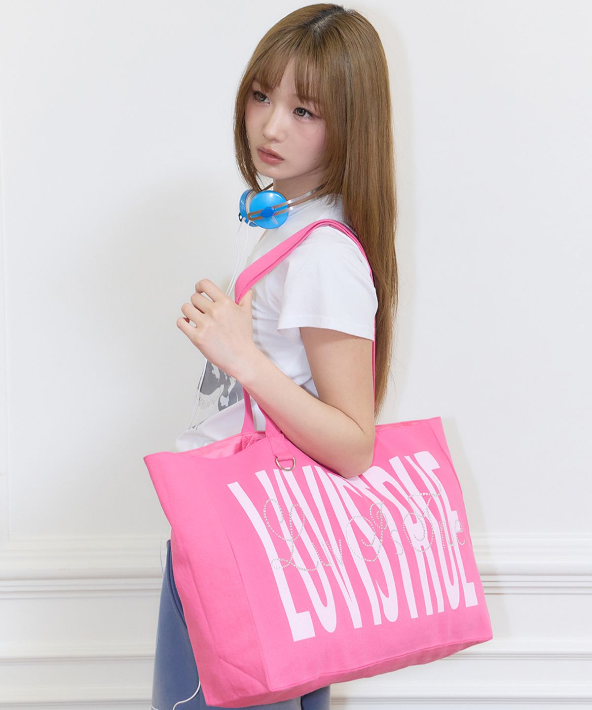 🇰🇷訂購｜LUV IS TRUE 26SS｜SY LETTERING TOTE BAG  2色 