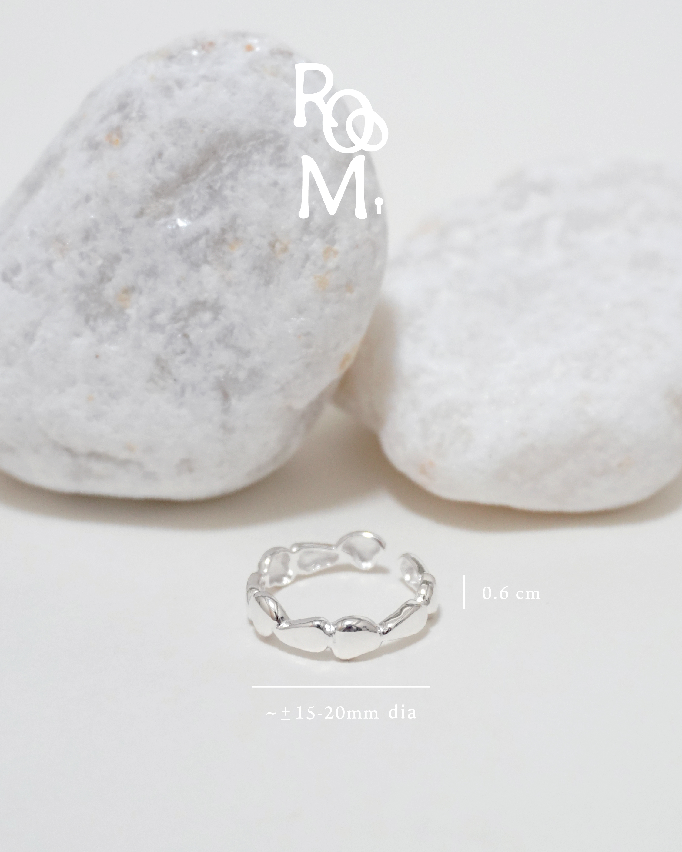 Curved Bead Ring
