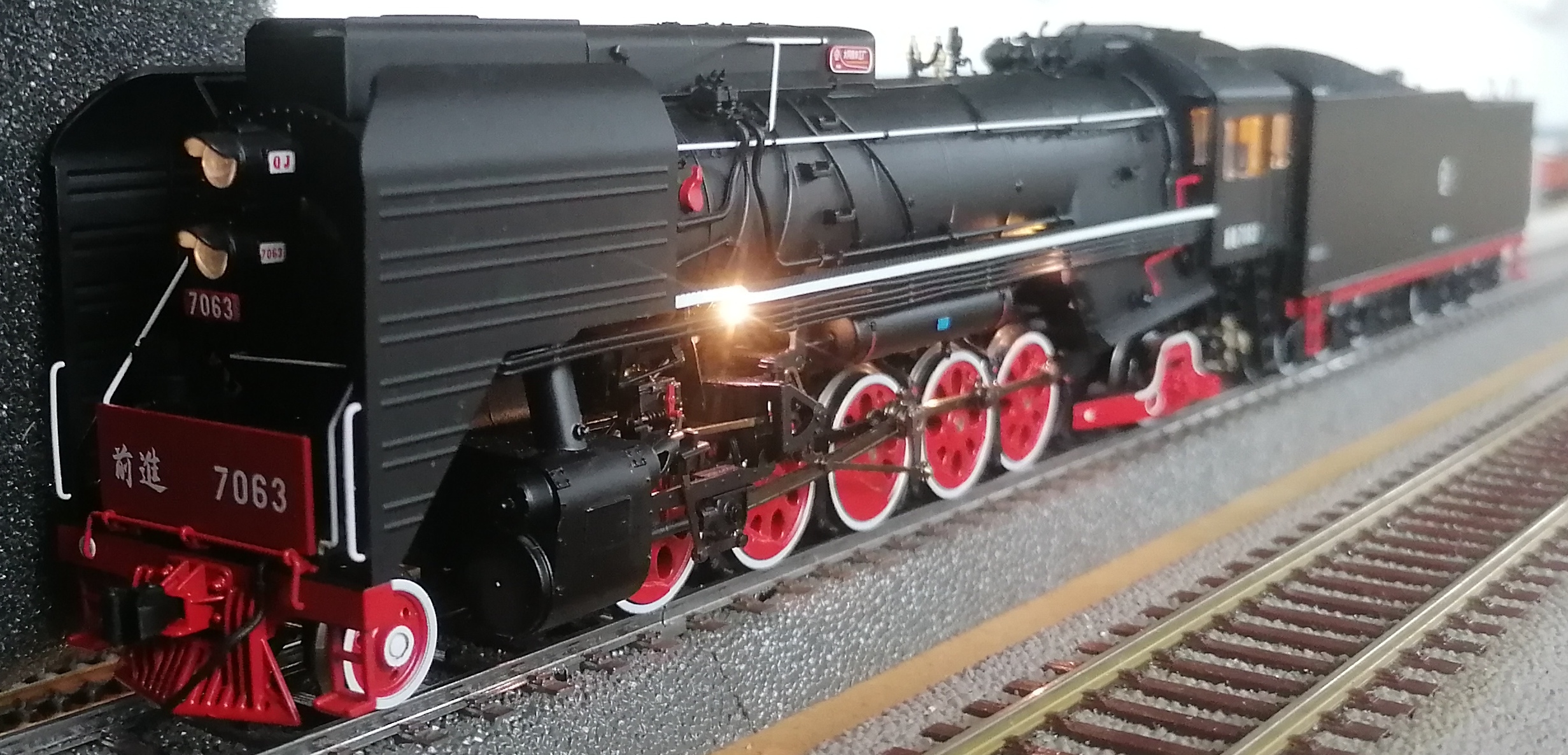 China Railway QJ CLASS 2-10-2 DCC Digital Sound & Smoke #2148 D.C.