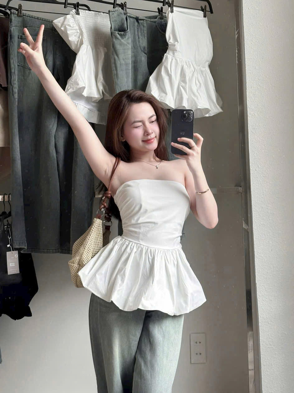 皱褶花苞抹胸+阔腿长裤