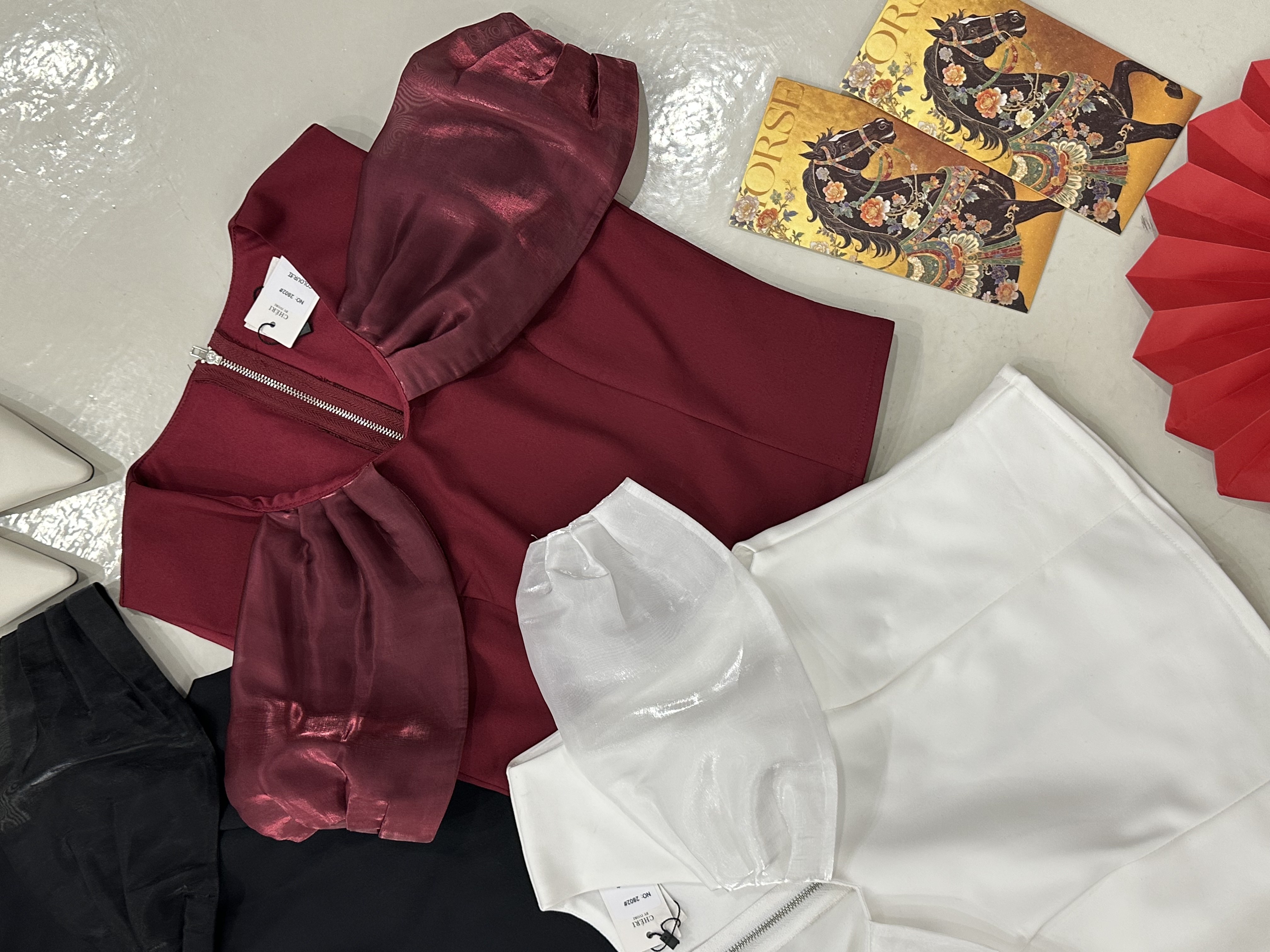 2802 PREMIUM DESIGN BLOUSE 轻奢感欧根纱袖上衣