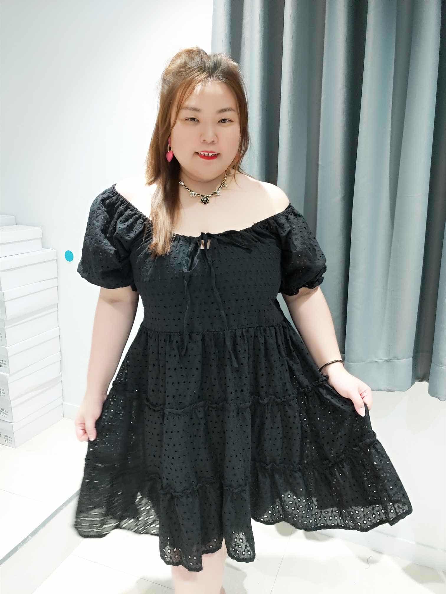 DOA06 筒花布料连身裙