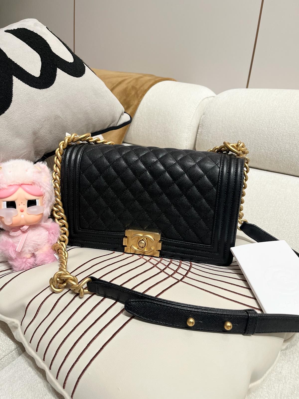 Chanel boy 25cm A67086 黑色荔枝牛皮金扣 100%Authentic,Unused ✅專門店收據收據✅28CARD✅dust bag✅box