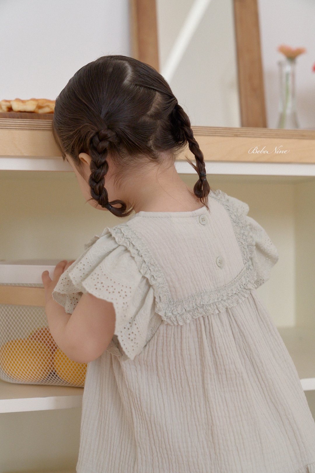 ☀️預訂 韓國直送☀️🇰🇷Bebenine兩色蕾絲荷葉邊袖連身裙