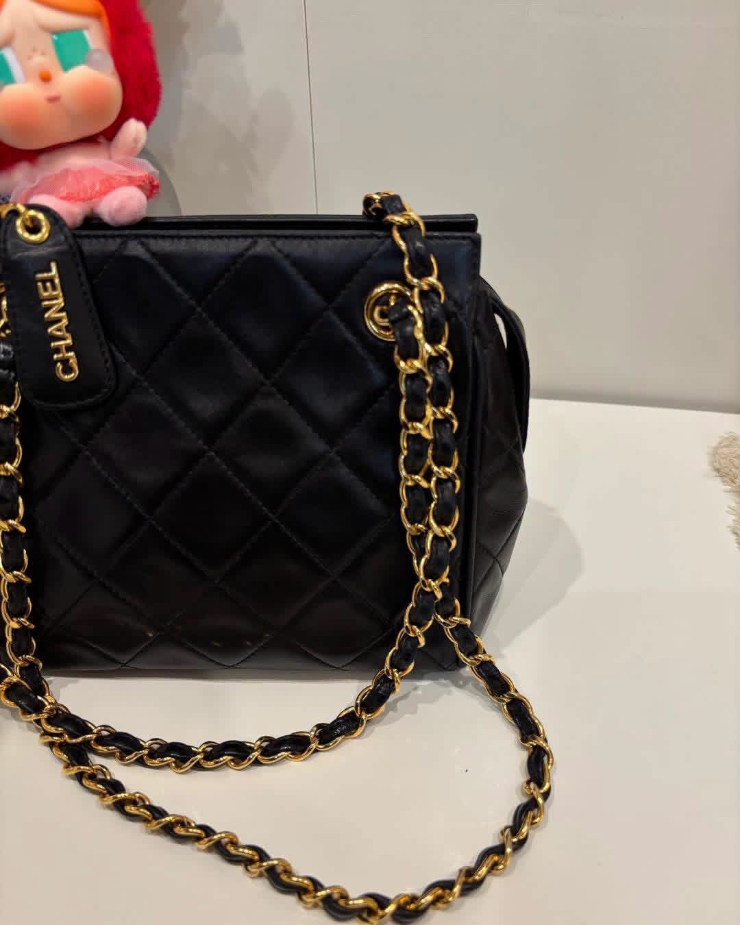 CHANEL Matelasse Chain Vintage Shoulder Bag Black 100%Authentic, 95%New ✅3Card✅Dust bag