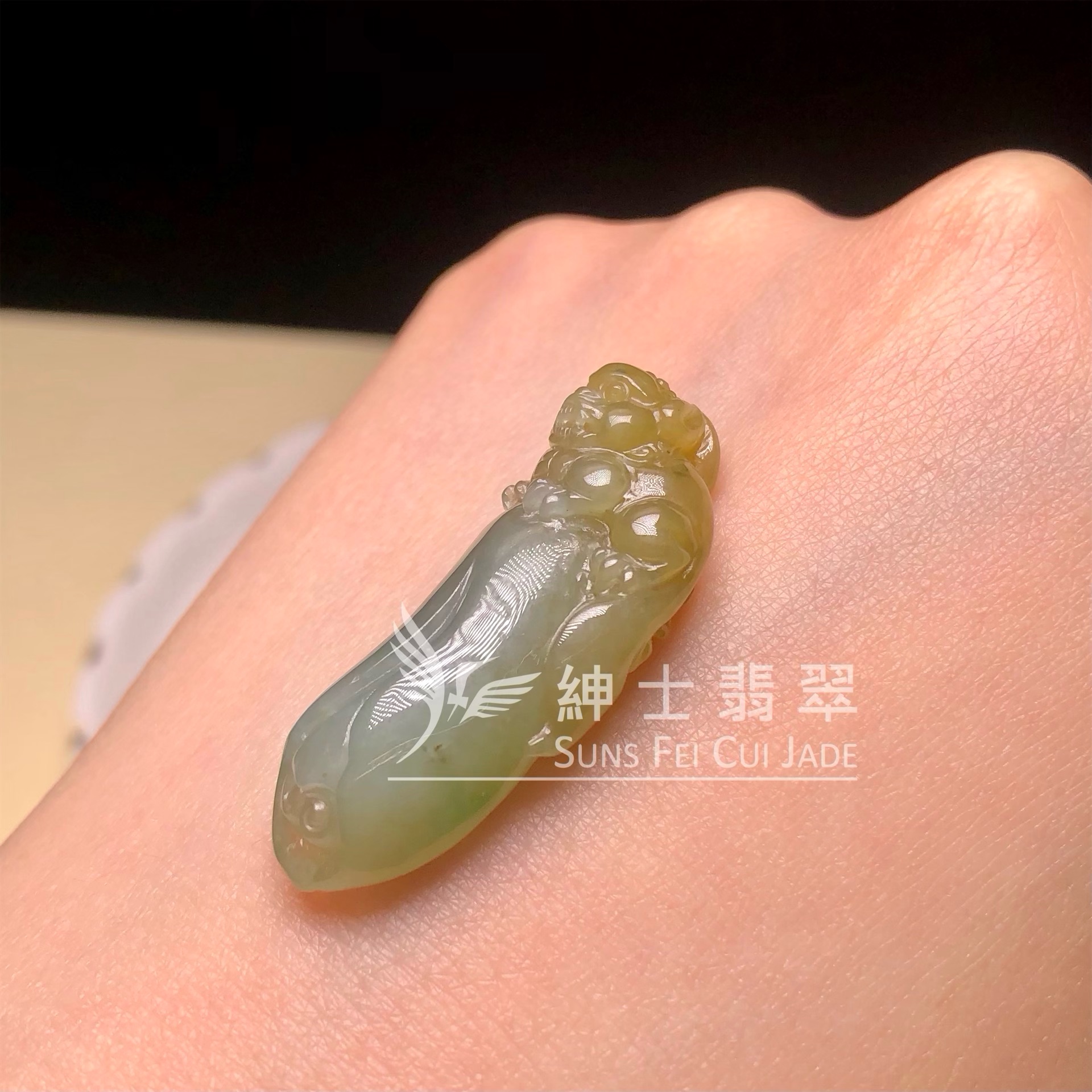 YK00703 翡色貔貅玉蘭花