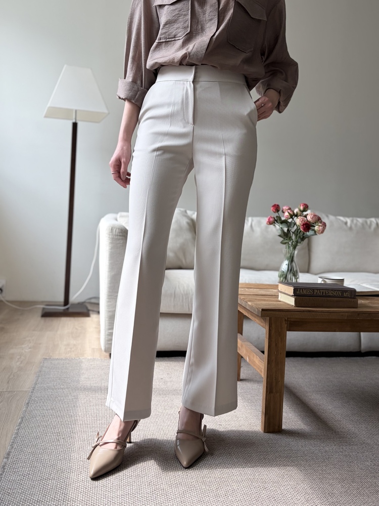 Classique Tailored Pants (Light Beige)