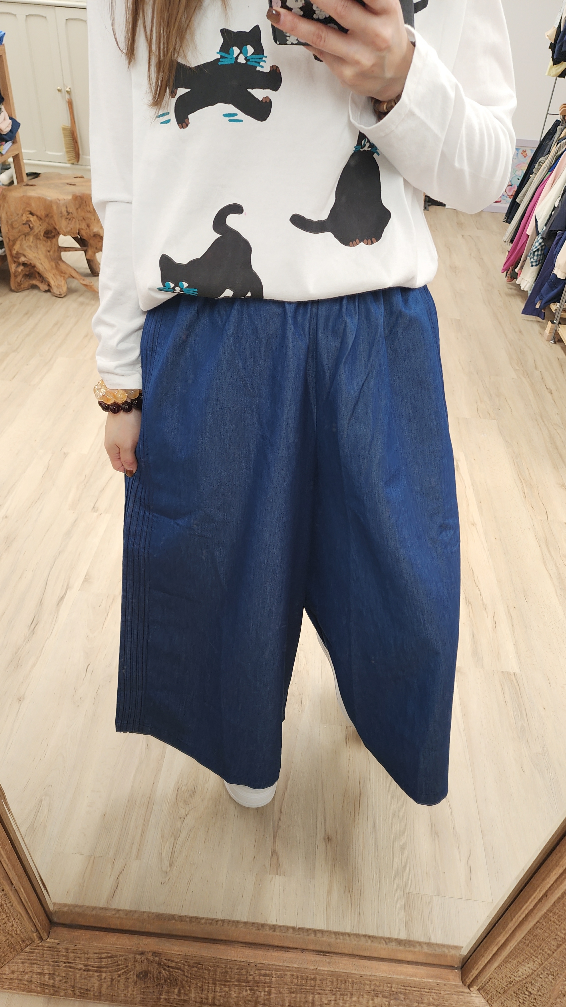 日牌深藍拼側風琴褶褶橡筋牛仔褲