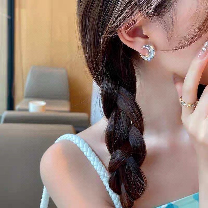 18K Mother of Pearl Diamond Earrings 