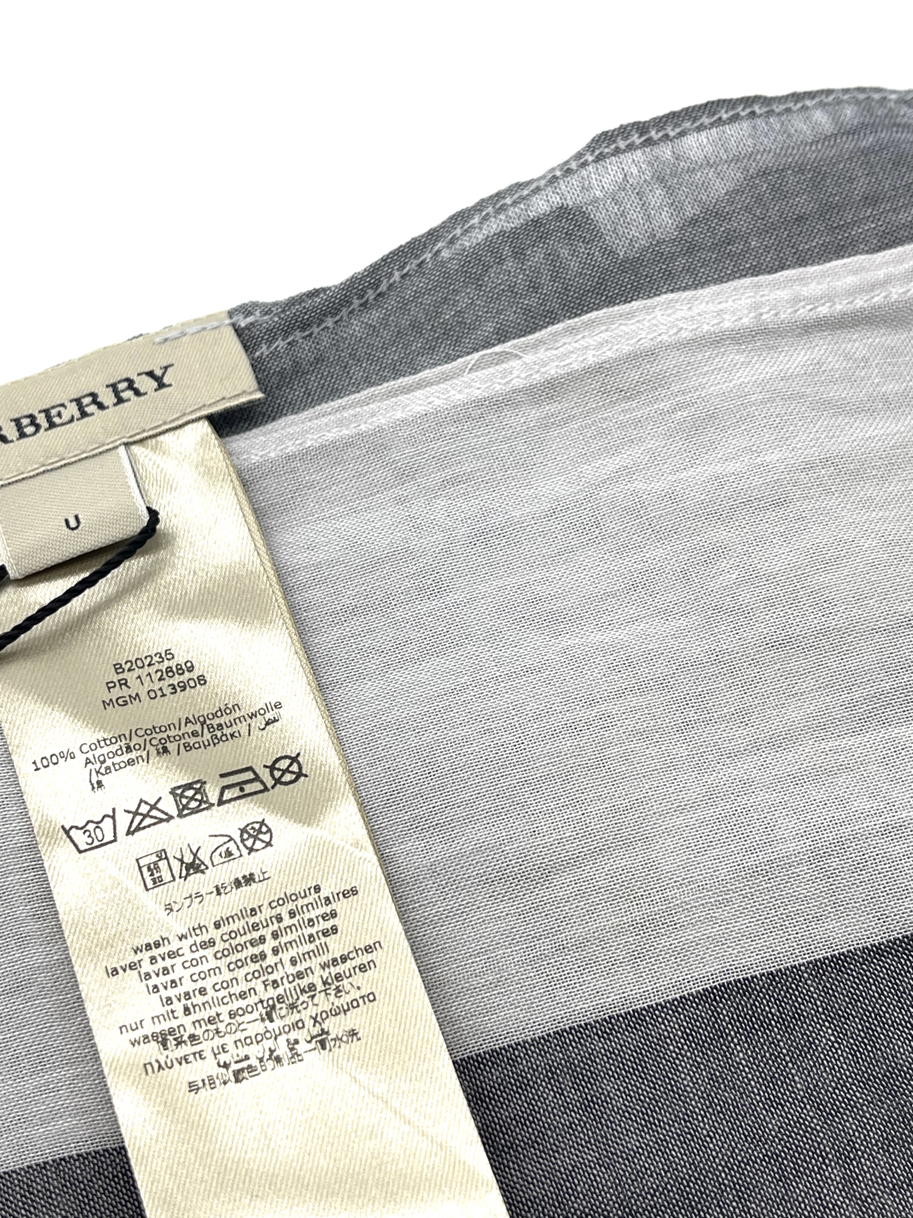 Pre-Owned BURBERRY Scarf / Product Code: 26041209