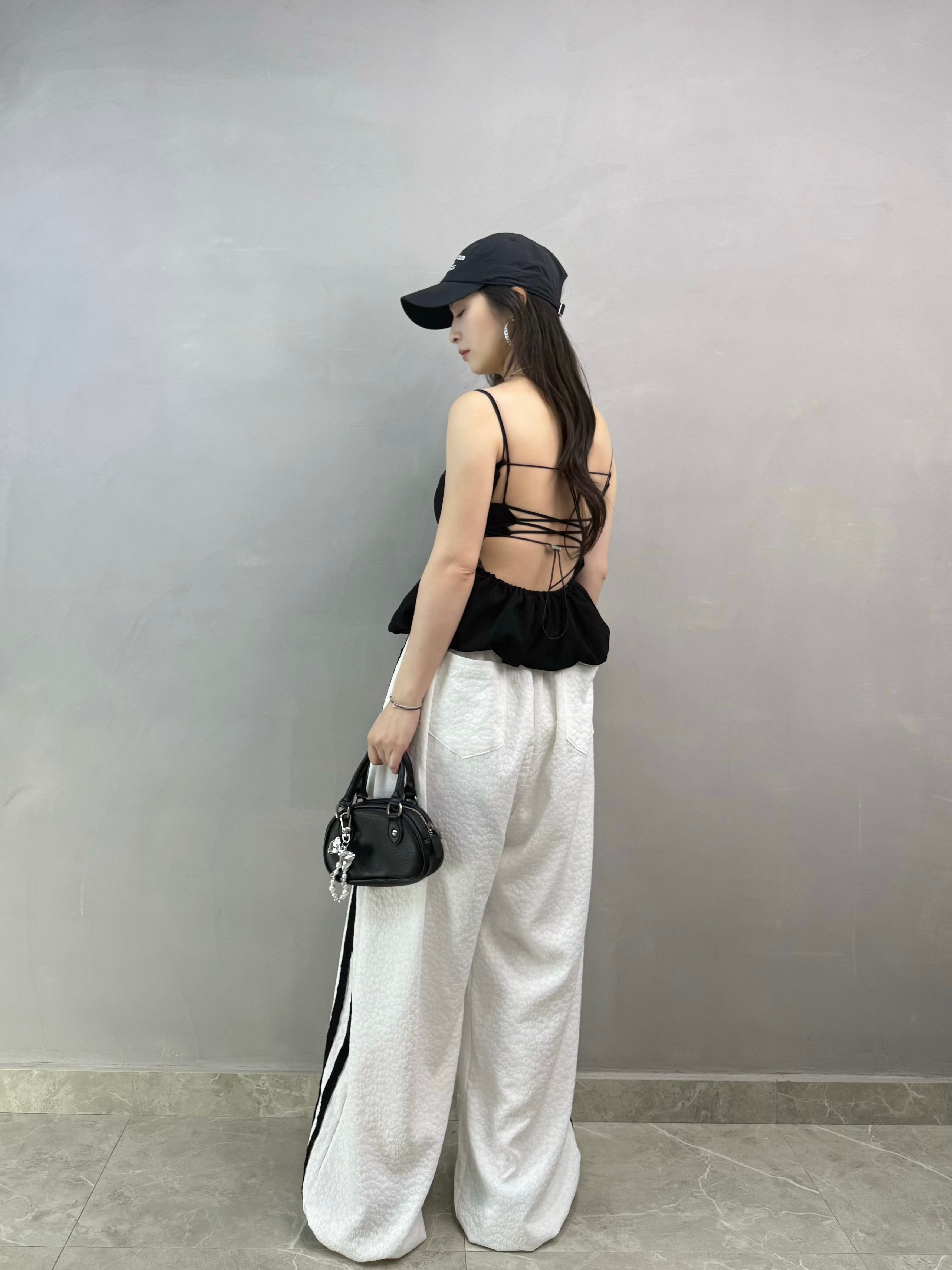 W73 露背泡泡吊帶