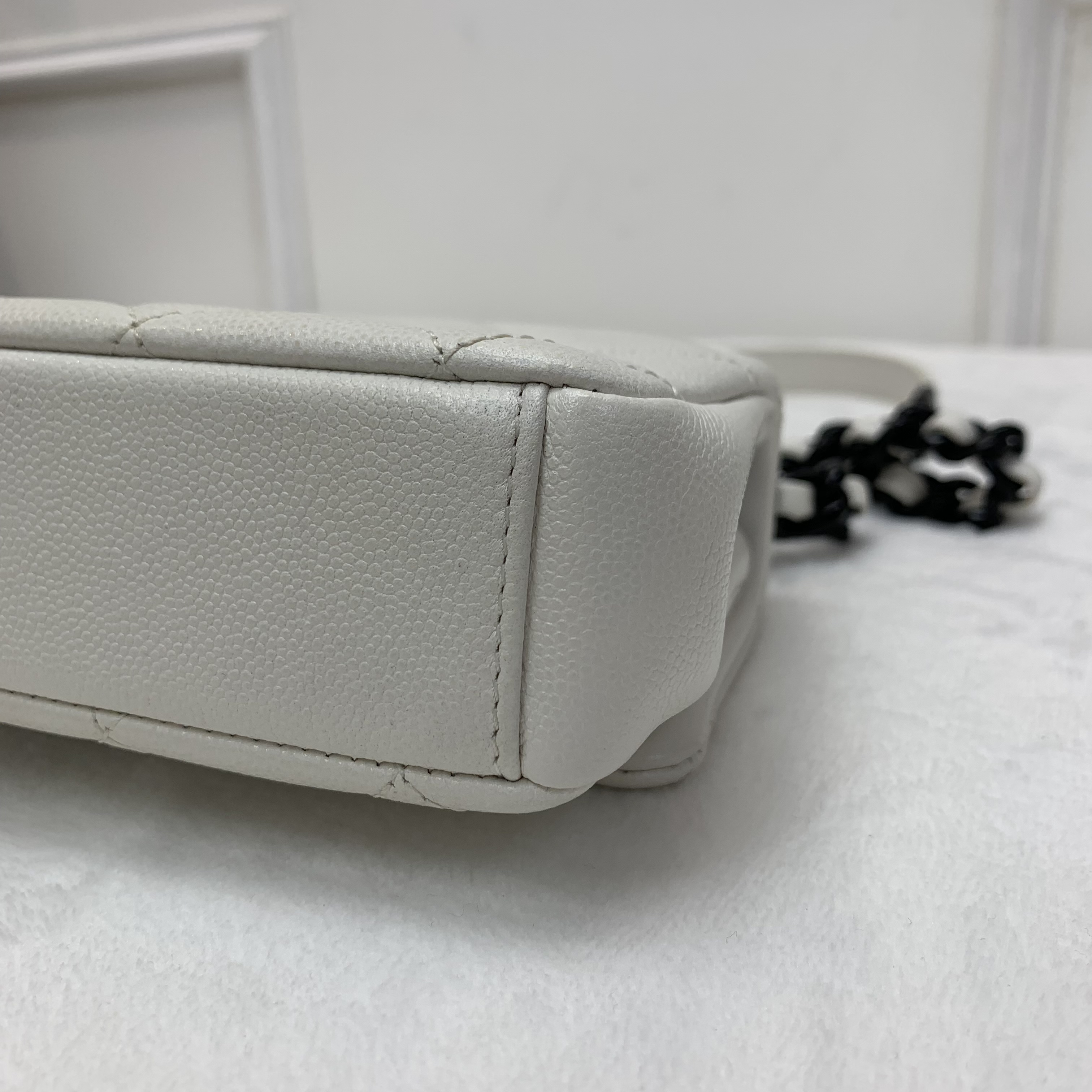 🐼熊貓配色Chanel黑白琺瑯扣大Mini