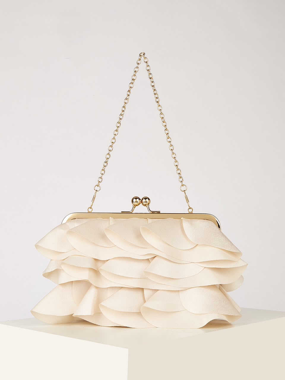 6368 Roselle Ruffle Clutch Bag