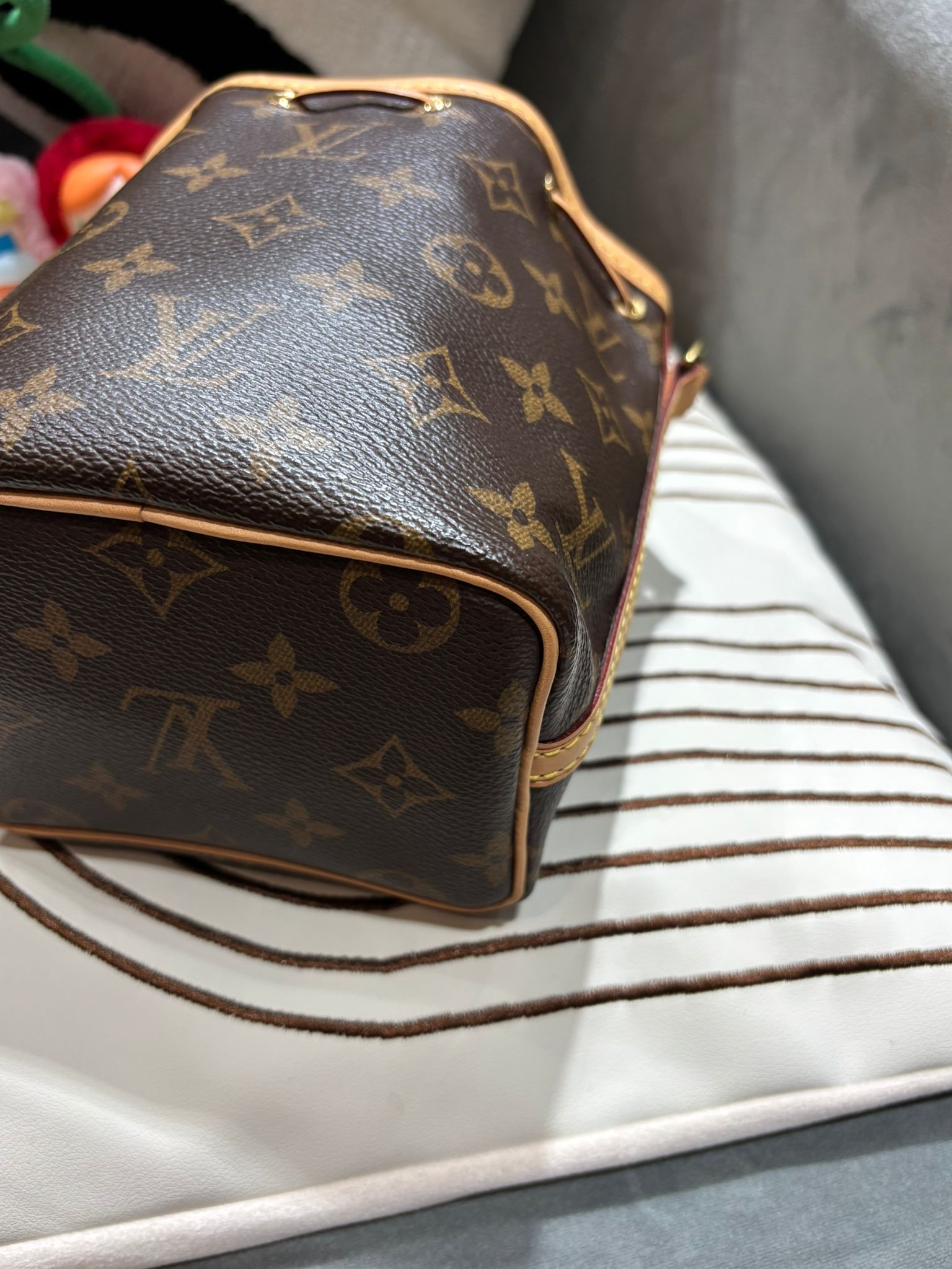Lv NANO NOE monogram bucket Shoulder Bag M41346 100%Authentic ,98%new ✅dust bag 
