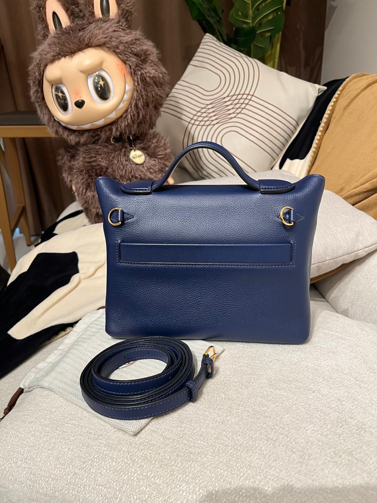 Hermes Mini 2424 Blue Nuit Stamp Z 100%Authentic, 98%New ✅Dust bag✅Box