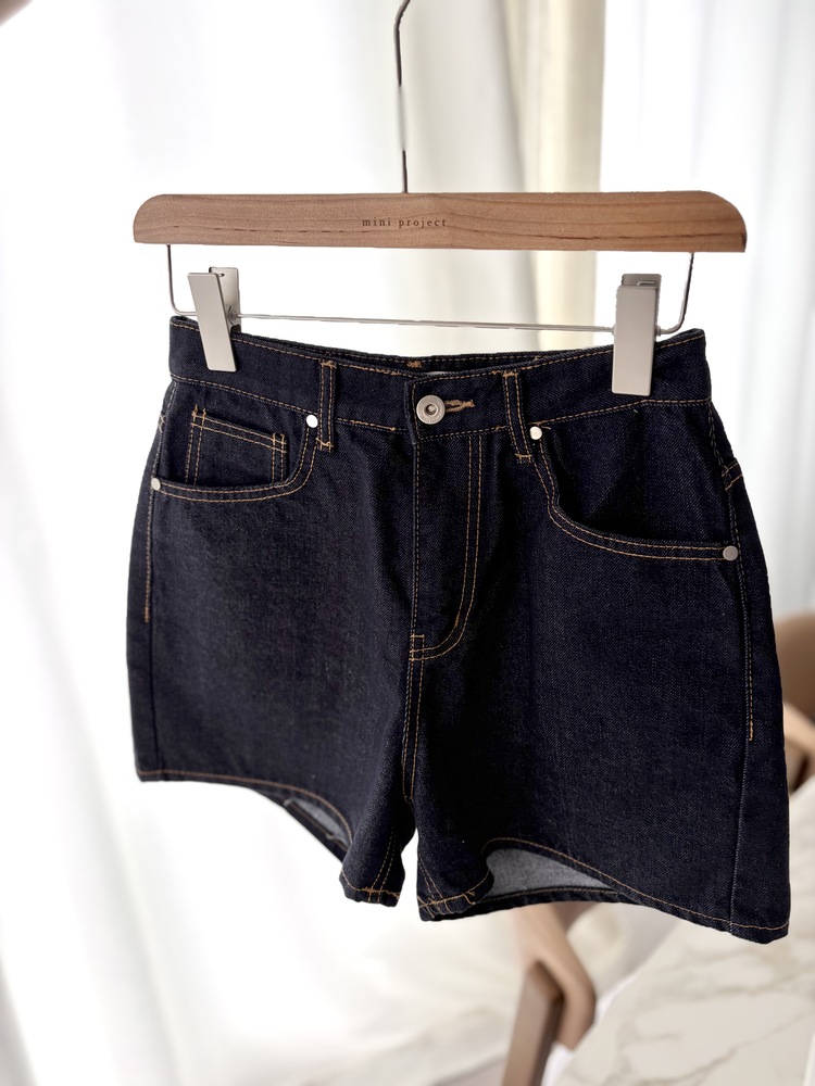 The Essential Denim Shorts