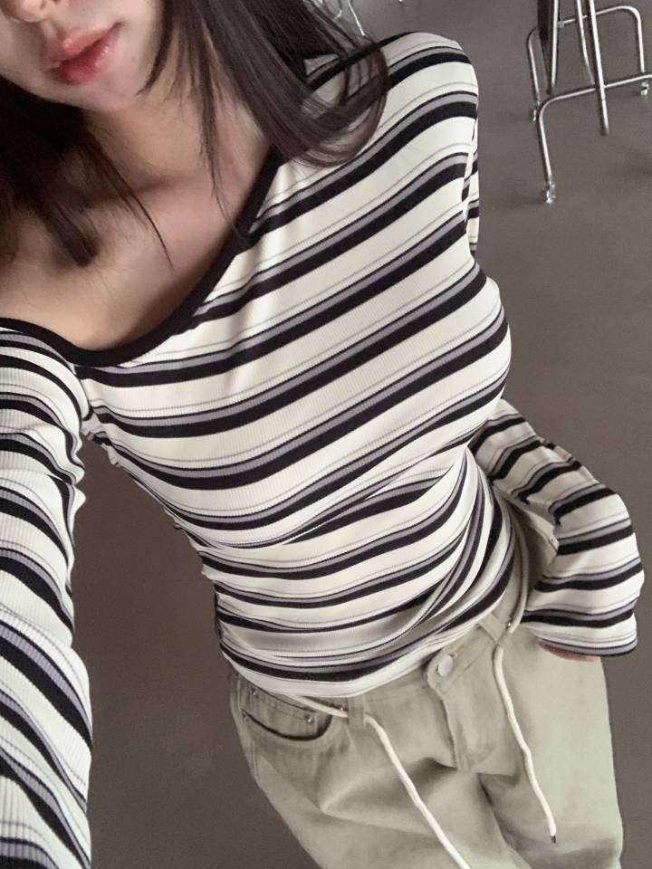 間紋斜肩涼感小上衣🤍