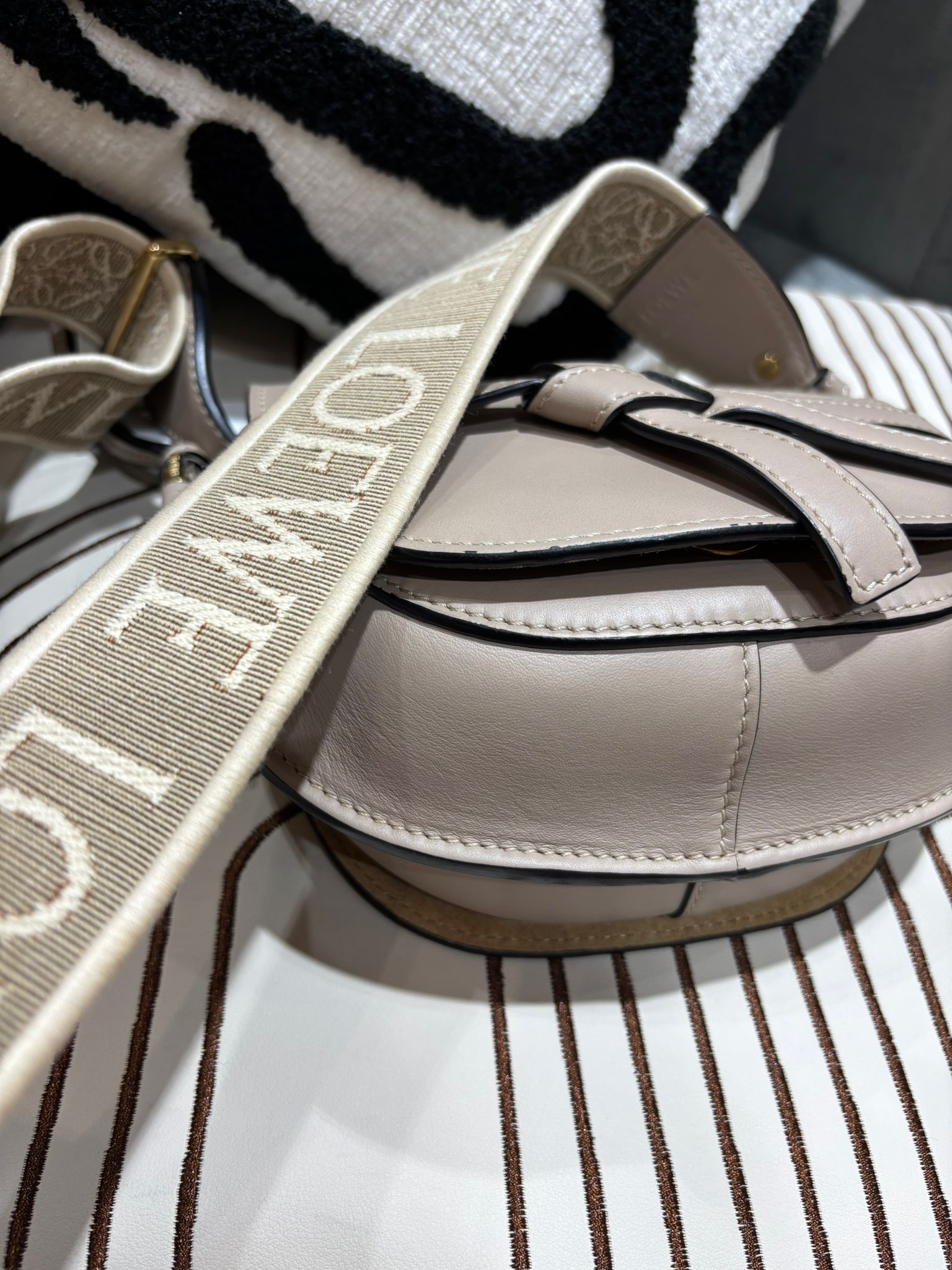 Loewe Mini Gate Calfskin Sand 100%Authentic, 98%New ✅Dust bag