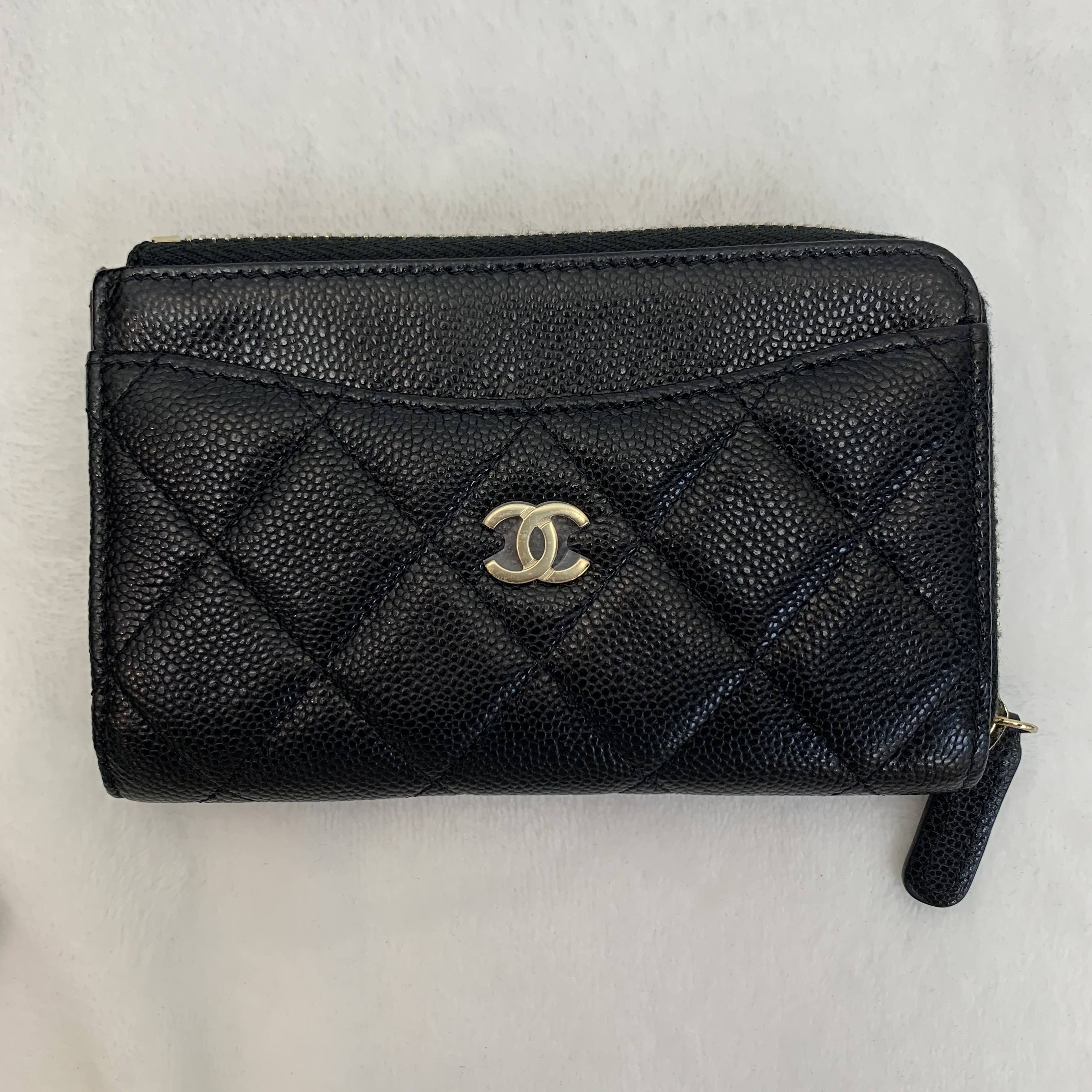 Full set 23C Chanel 荔枝牛皮卡包