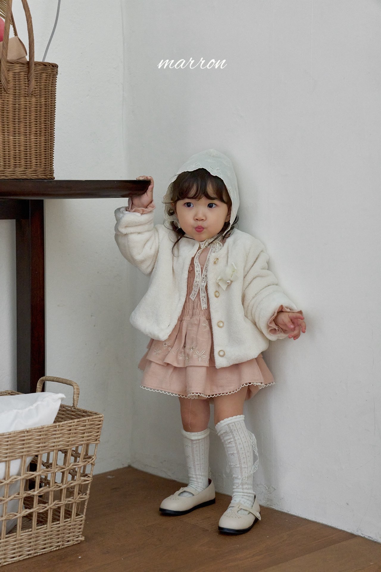 AW6088 Outer