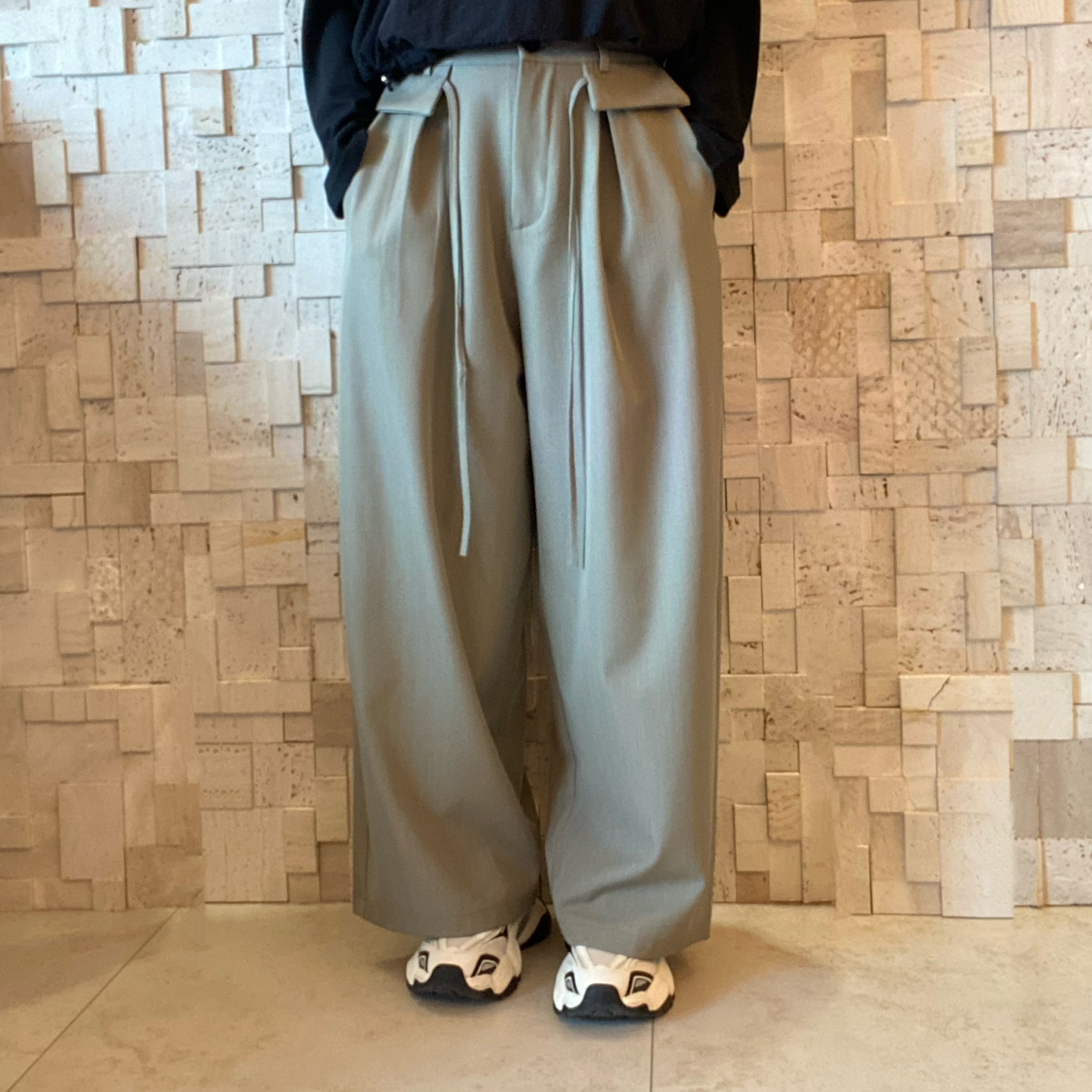 B00557 高腰直筒闊西褲