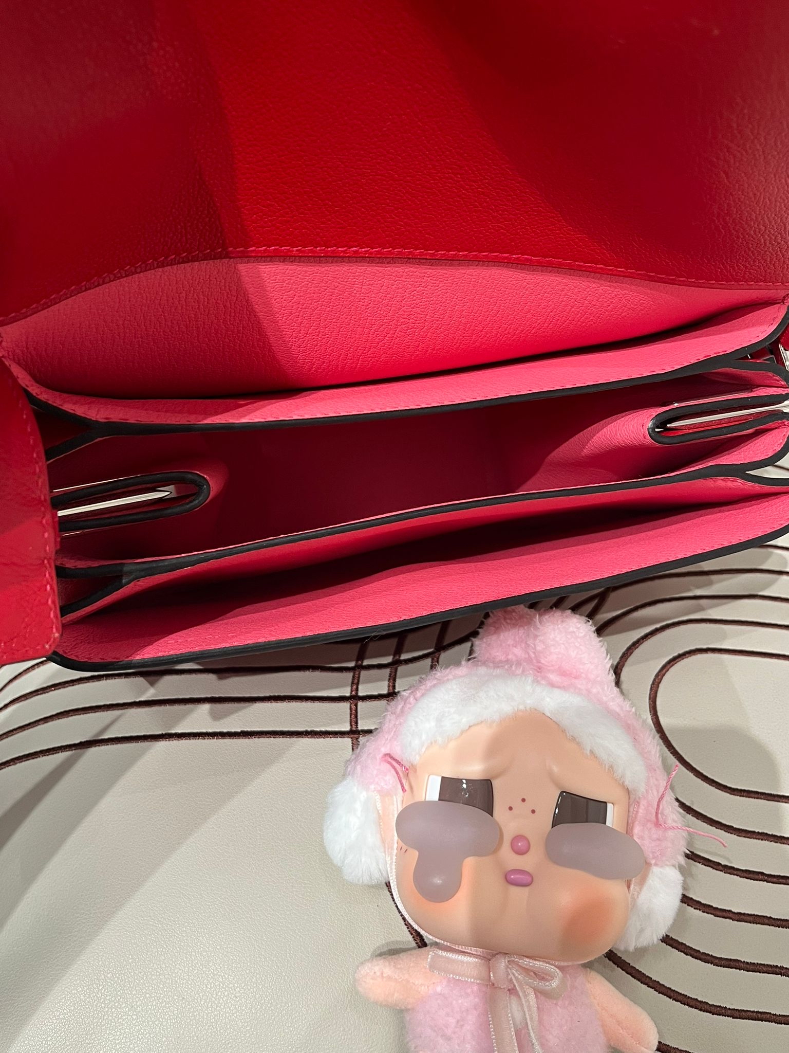 HERMES OPLI, Q5 ROUGE CASAQUE SHOULDER BAG STAMP C, 100%Authentic ,98%new ✅Dust bag 