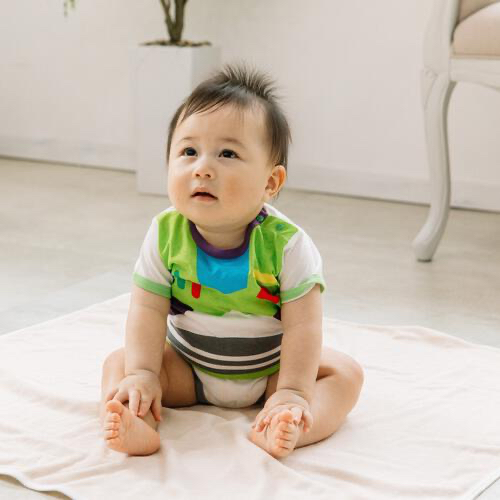 🇯🇵預訂 日本直送🇯🇵巴斯光年造型前後印花短袖包屁衣