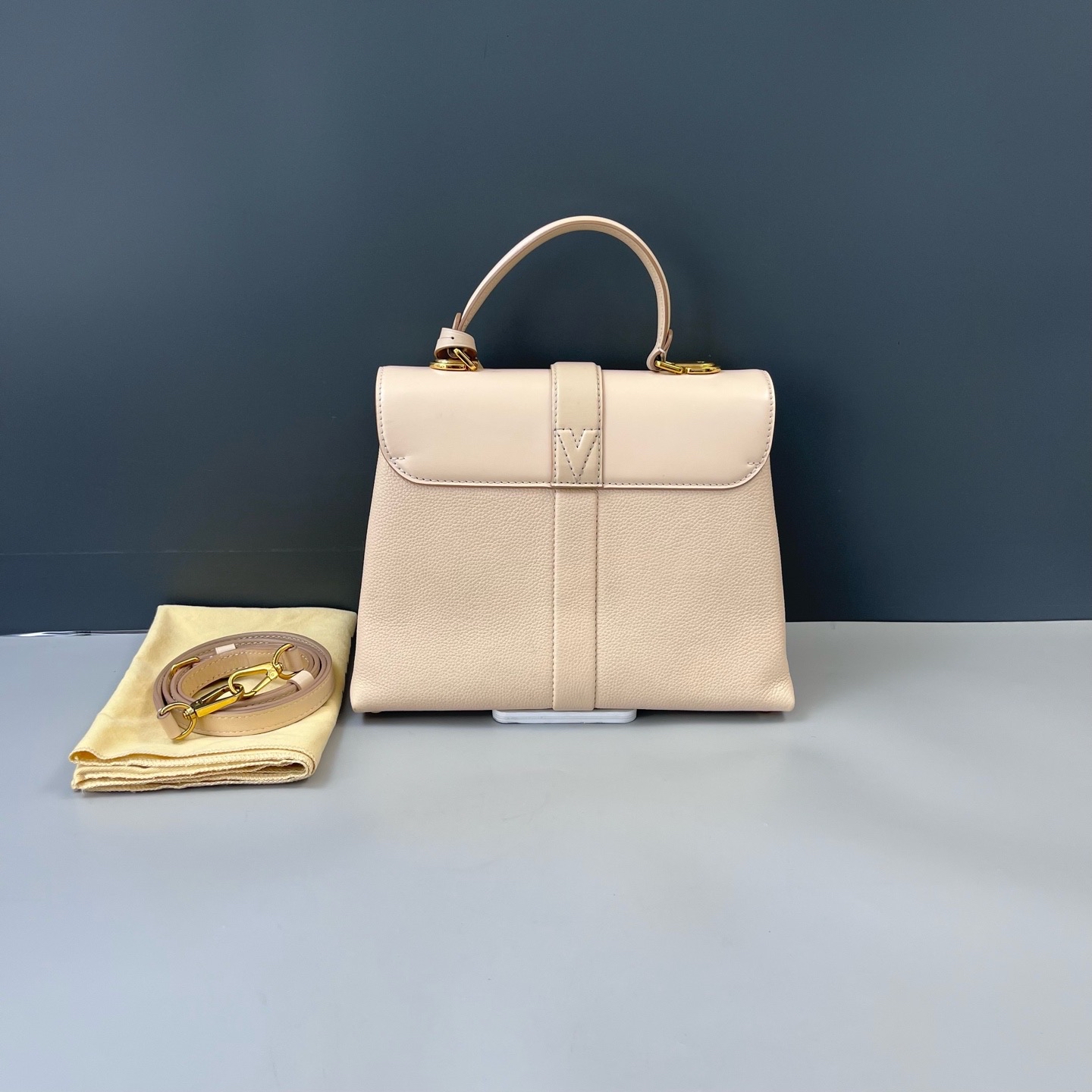 【預訂貨品】LV rose des vents奶白色斜孭袋