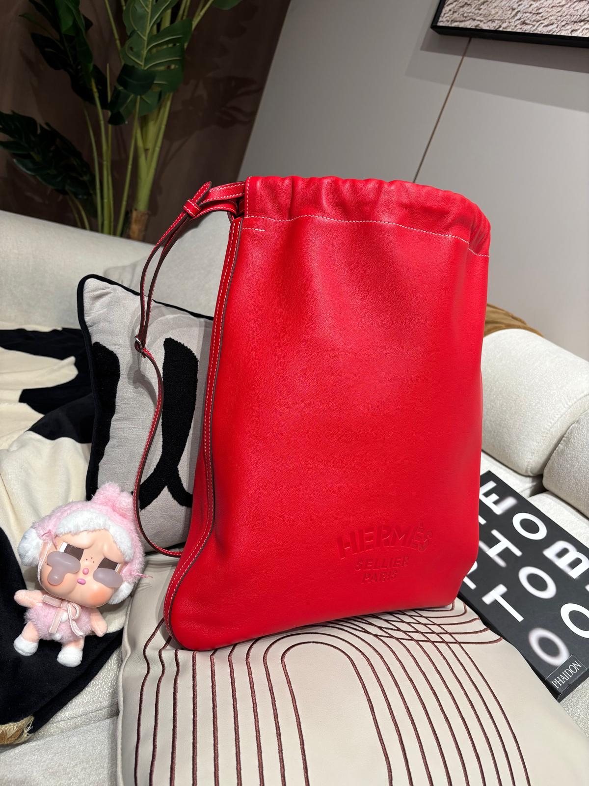 Hermes bridado backpack calfskin  100%Authentic,99%new✅dust bag