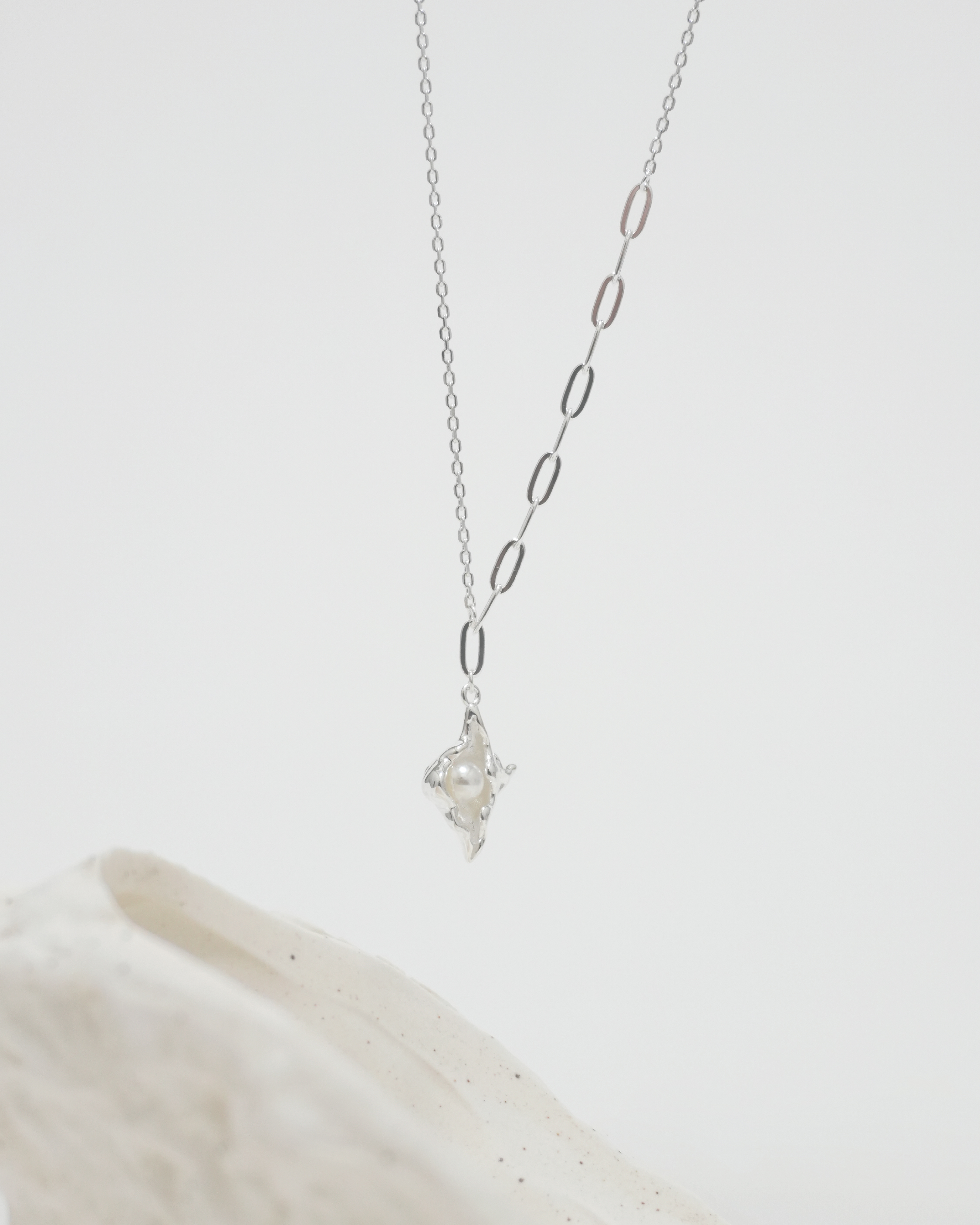 Serene Seashell Necklace