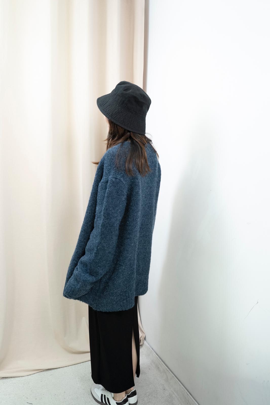 排扣造型大冷衫（藍色）