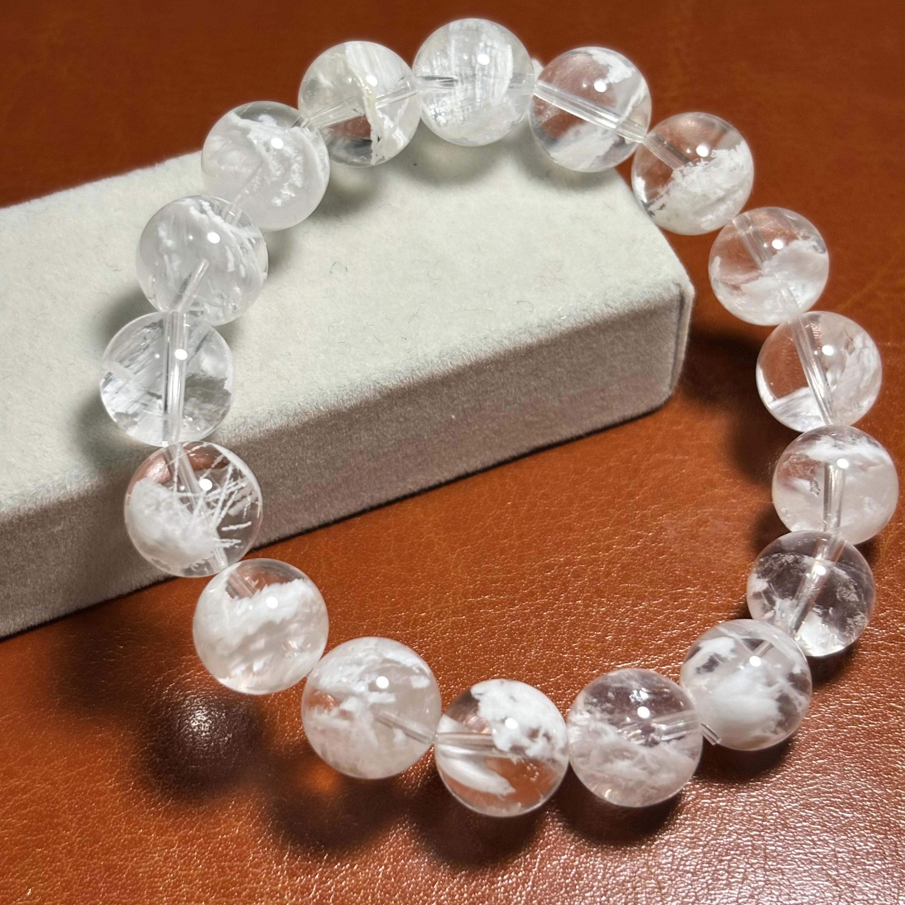 雪花緍紗白幽靈手串 No.4567 丨規格：12mm珠17cm手圍