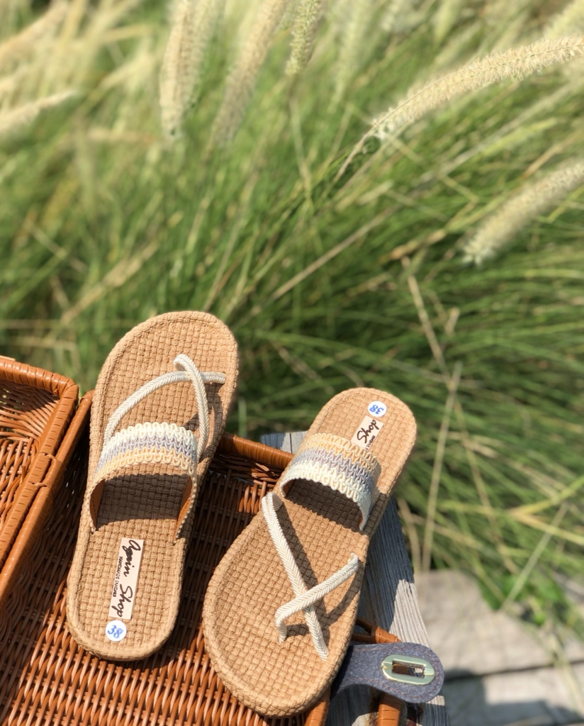 泰國直送 泰國人手製作涼鞋Q 至T款