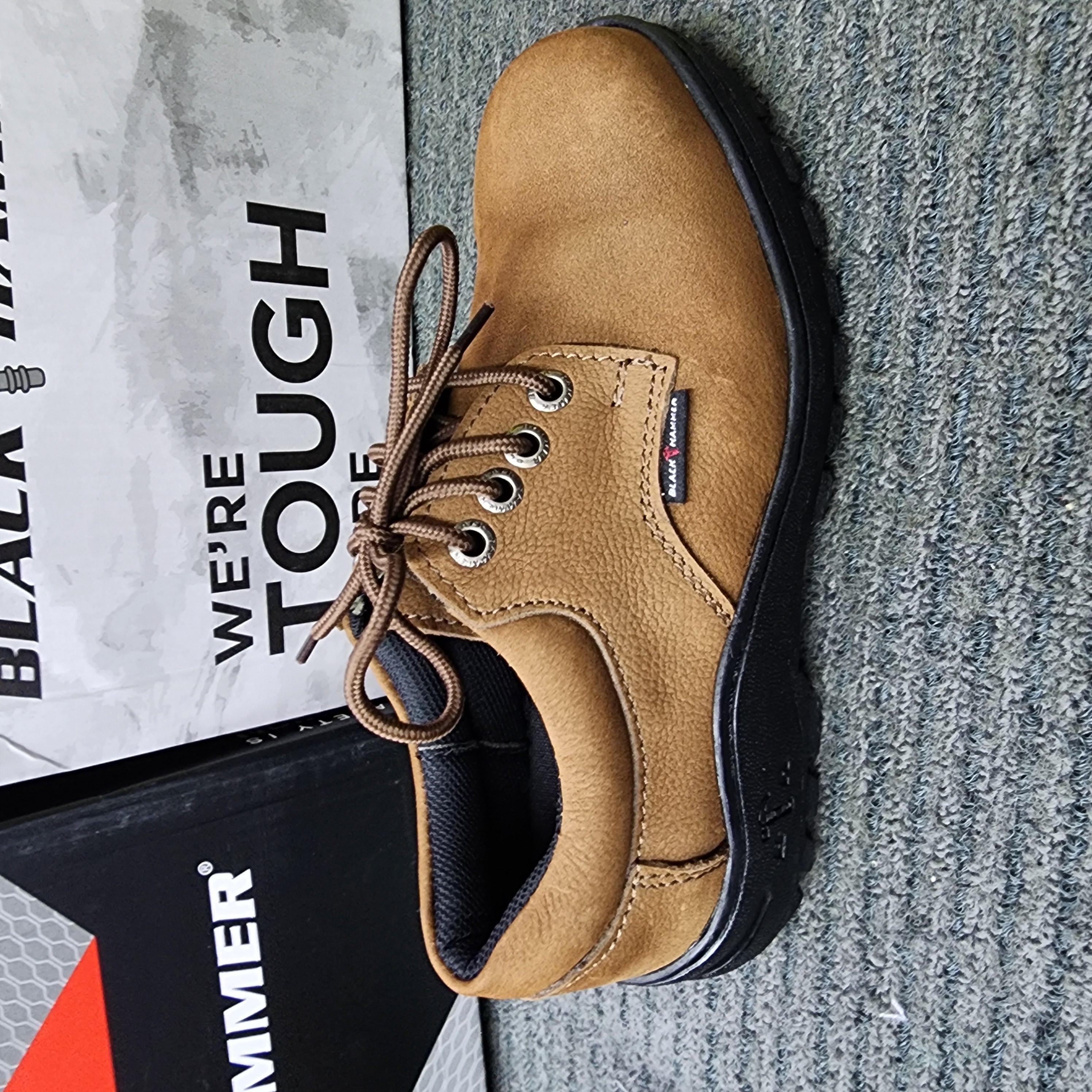 Black Hammer 2000 Series Low cut Lace up Safety Shoes BH2881 Kasut Keselamatan