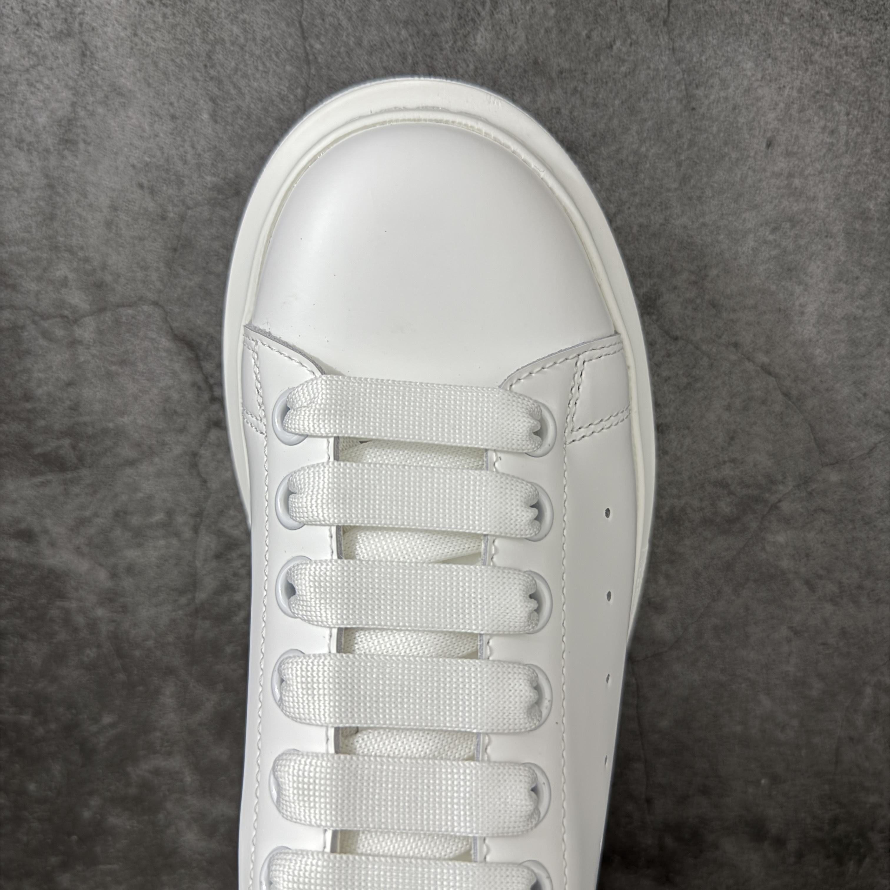 Alexander McQueen Oversized Sneaker