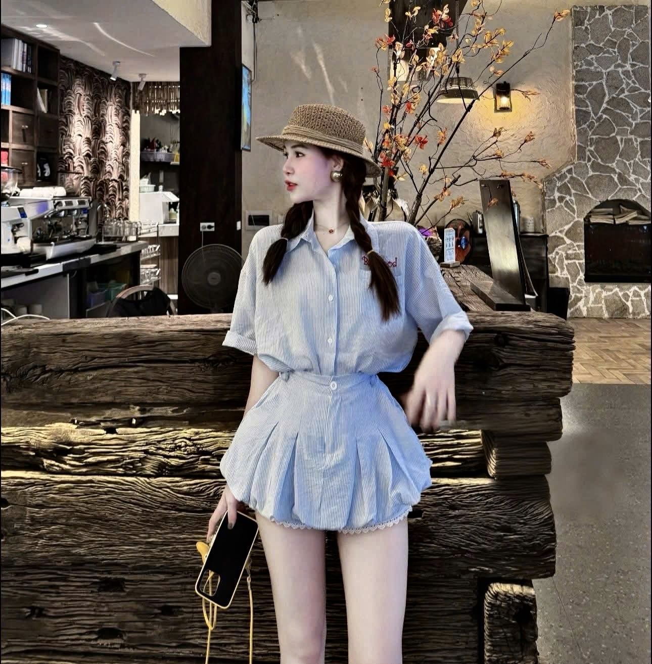 条纹宽松衬衫两件套