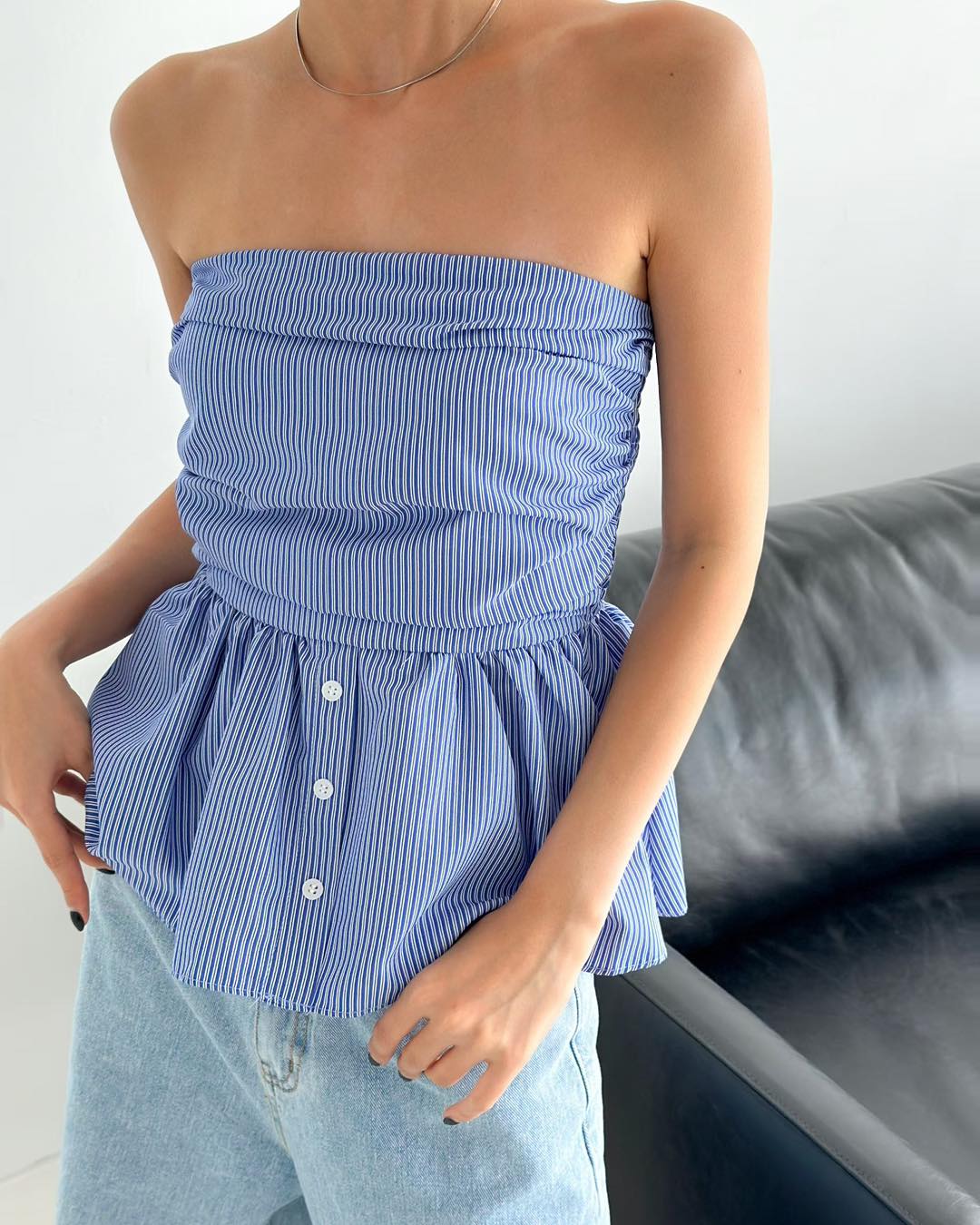 荷葉邊平口上衣