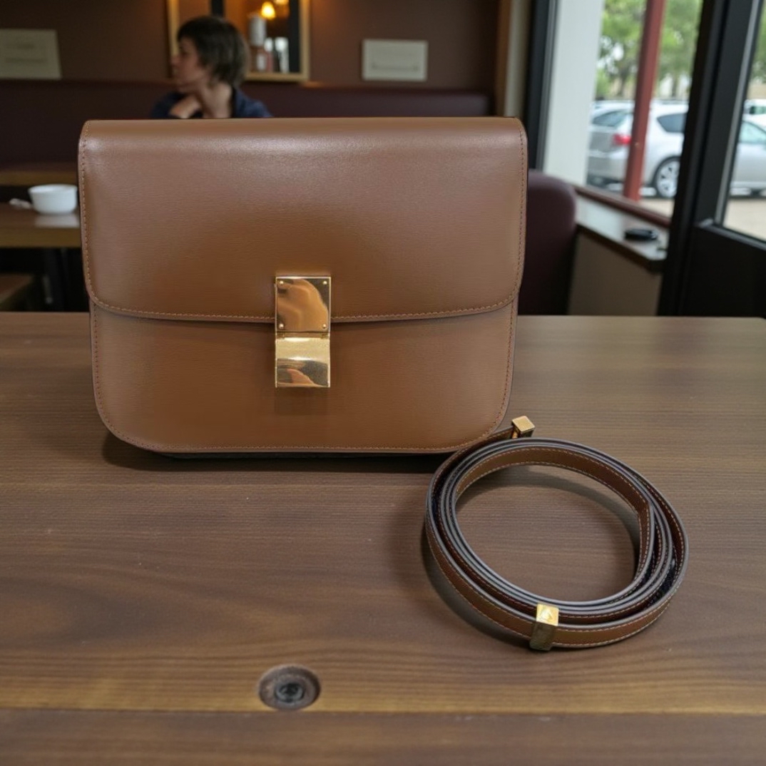 Unused-Celine Classic Box Teen Size 