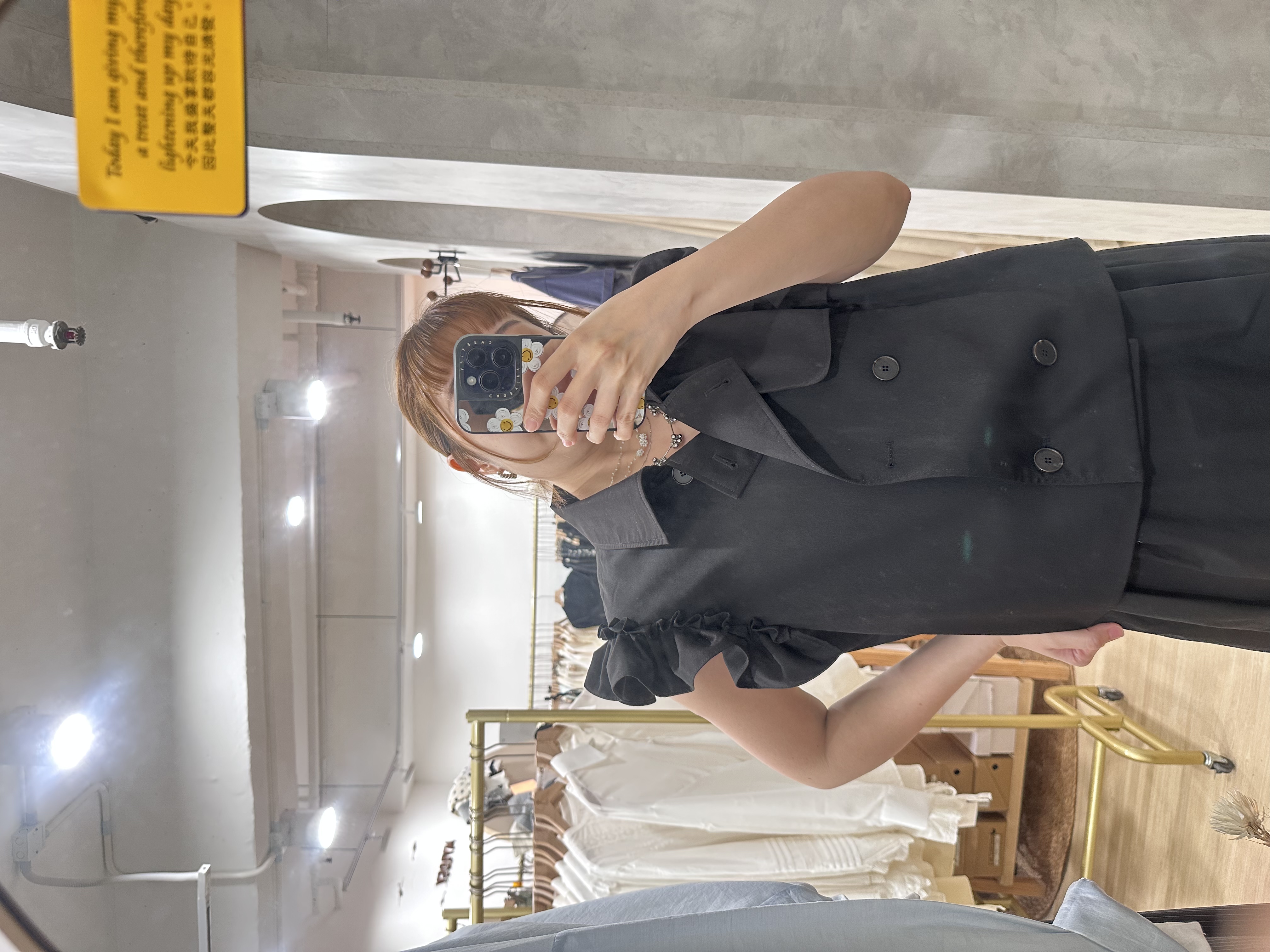 <wk自留隱藏單品> Ruffle袖背心外套 - 黑色 Black