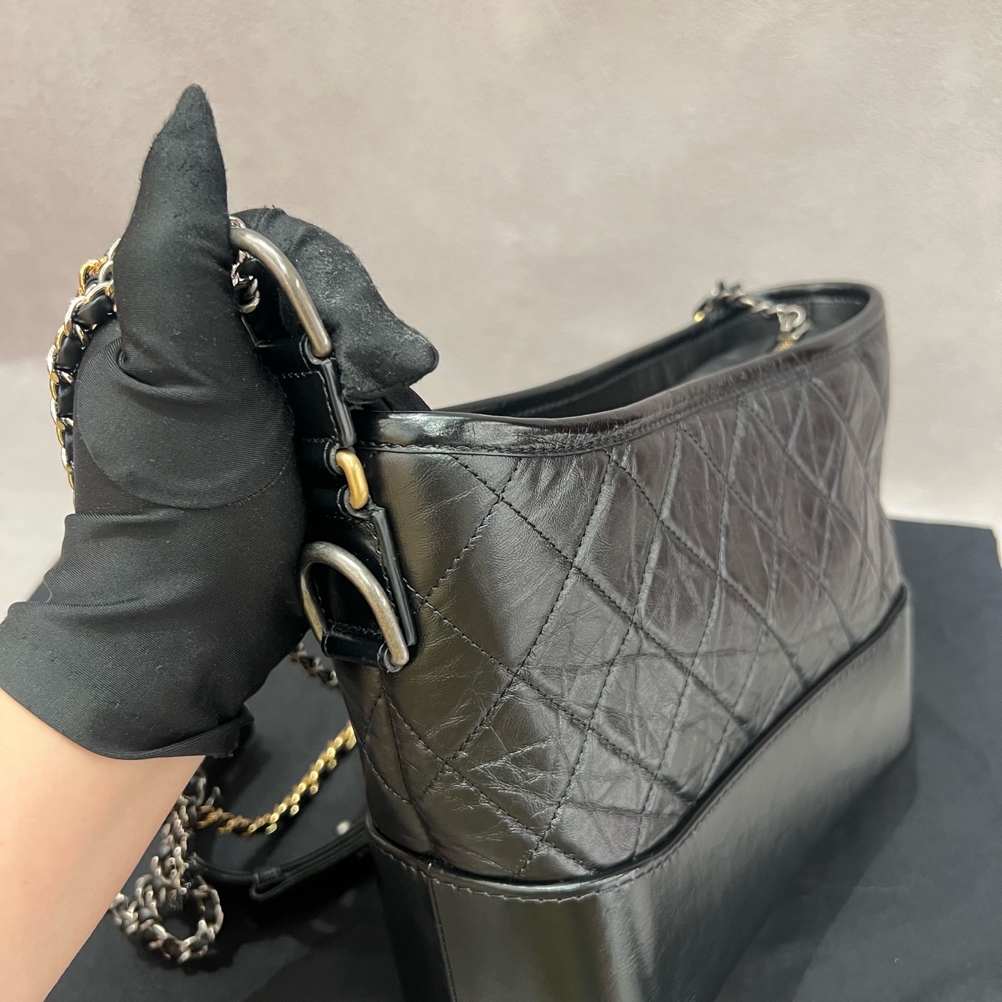 【預訂貨品】Chanel 20A黑金流浪包