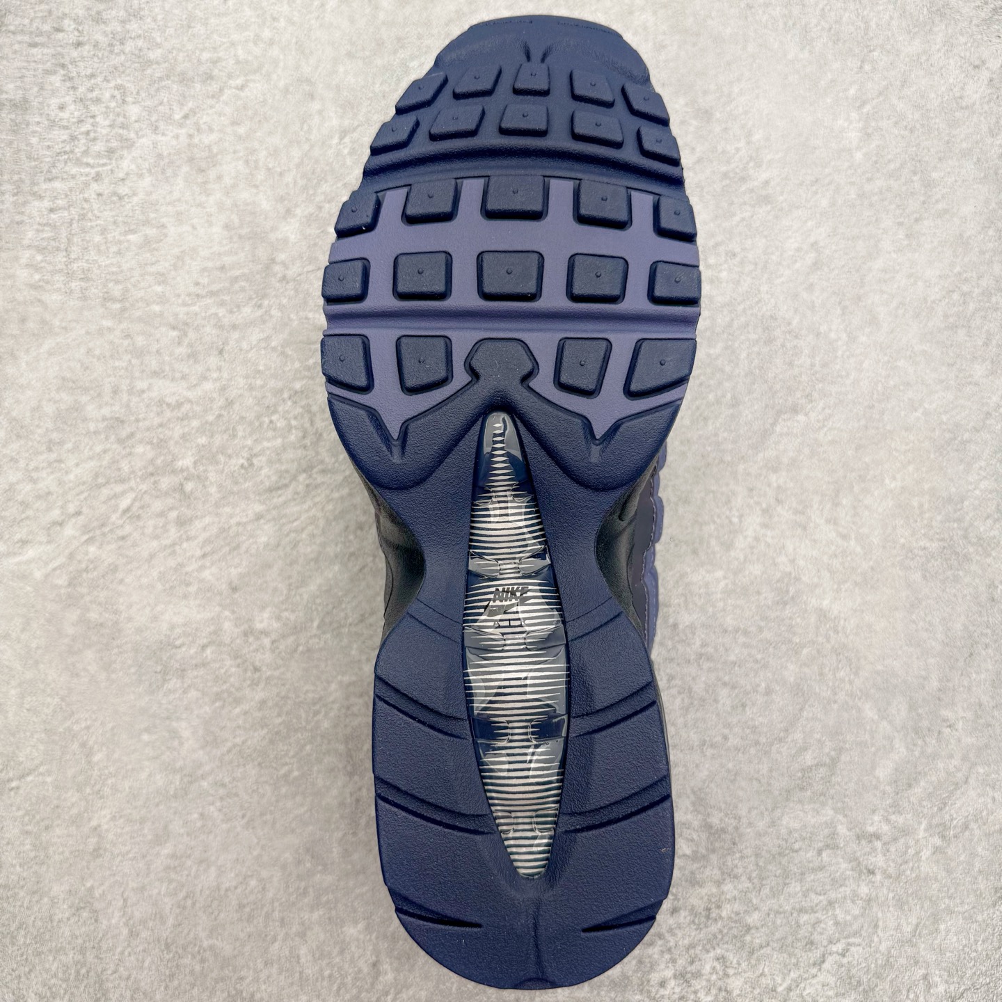 Nike Air Max 95 OG "Big Bubble" IB1667-500