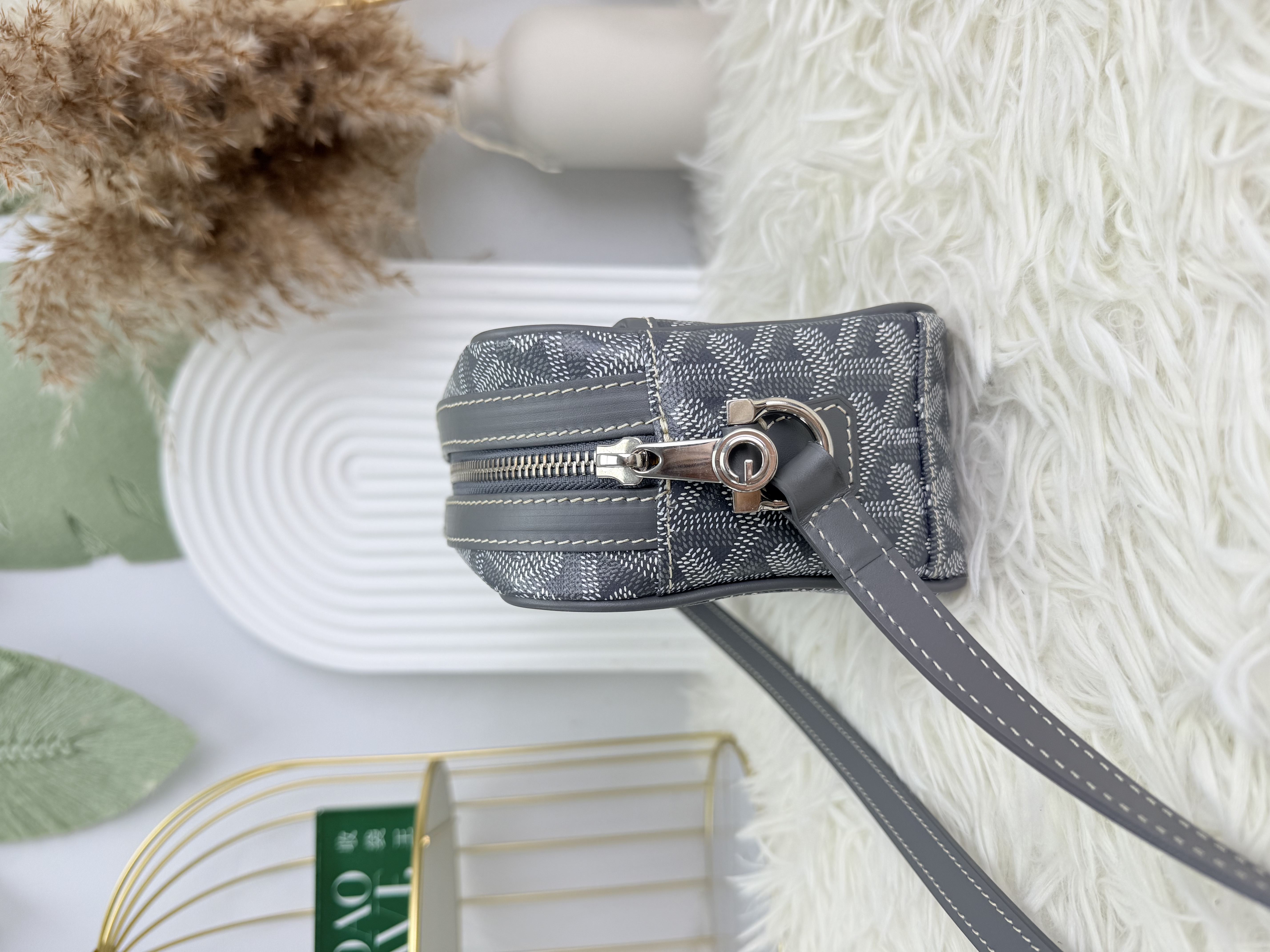 Goyard 👜 PRE OWNED 🛍️灰色老花相機包 2026專門店單 有塵袋 🩶 