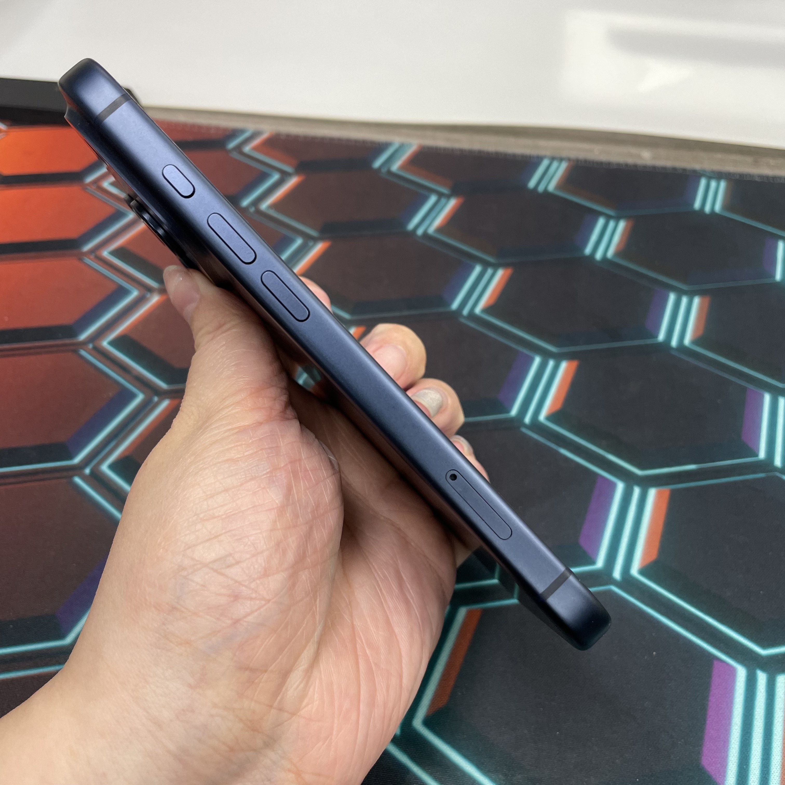 *7839 17pro 勁靚機 1TB 電99 藍色 blue