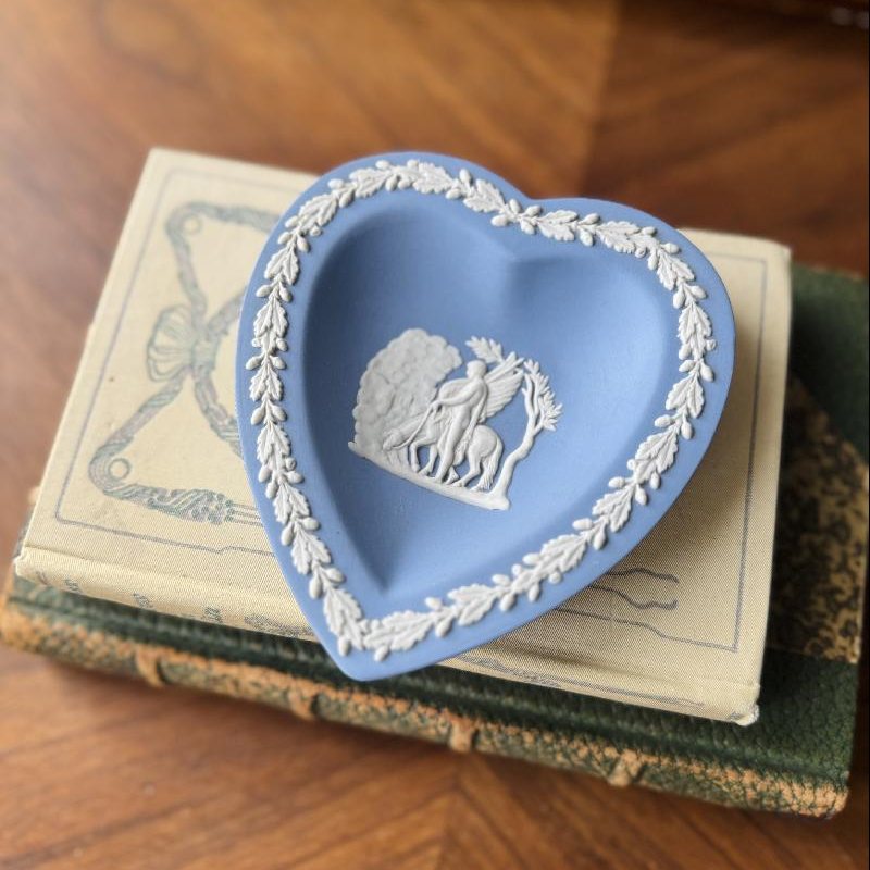 Vintage Wedgwood Blue Jasper Trinket Dish - Heart (MT2462/MT2463)