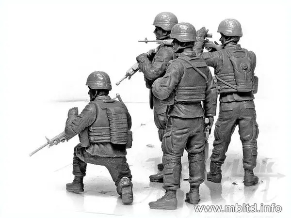 1/35 US Check Point in Iraq