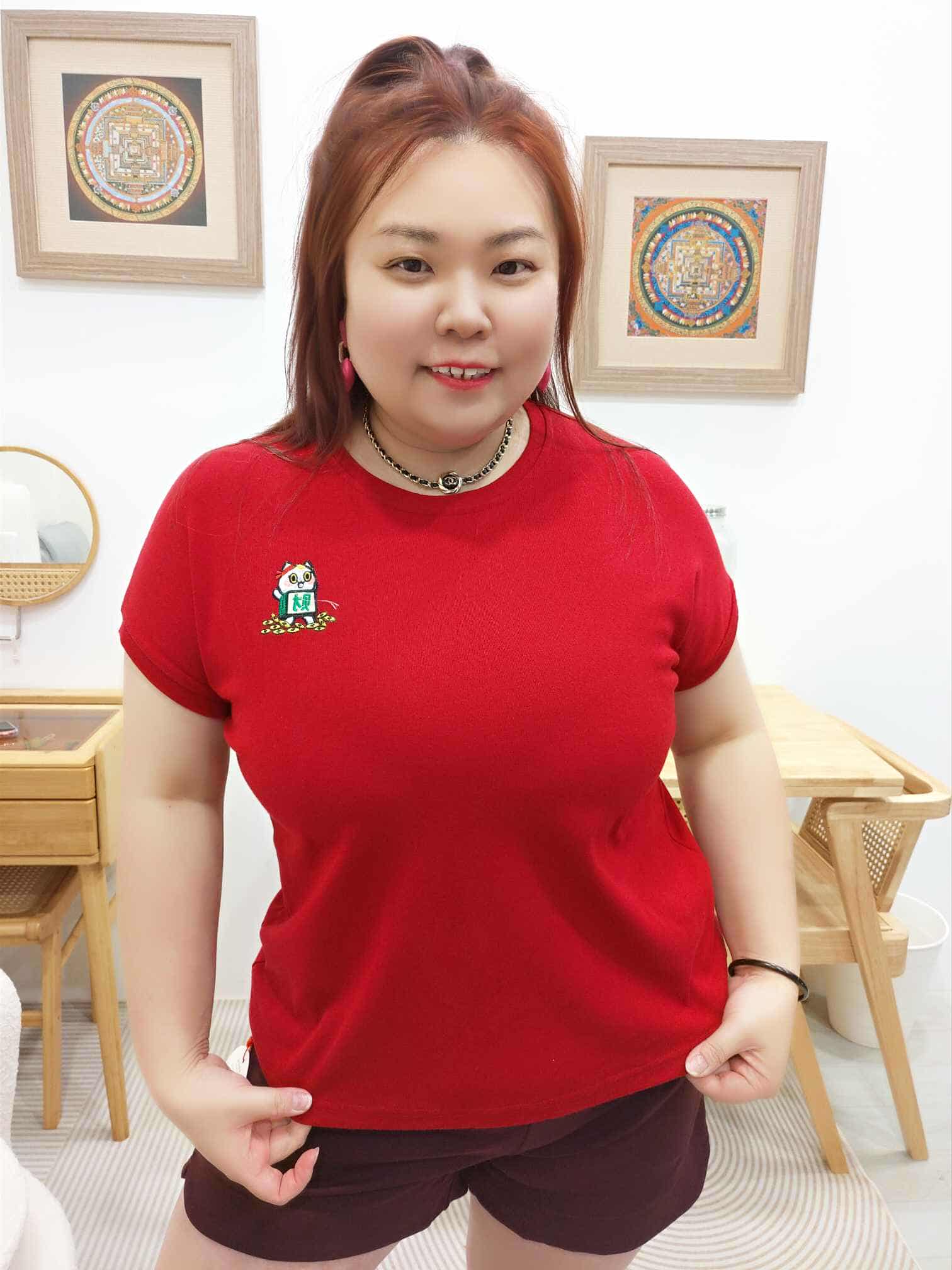 OTA02 23423 刺绣发财猫上衣